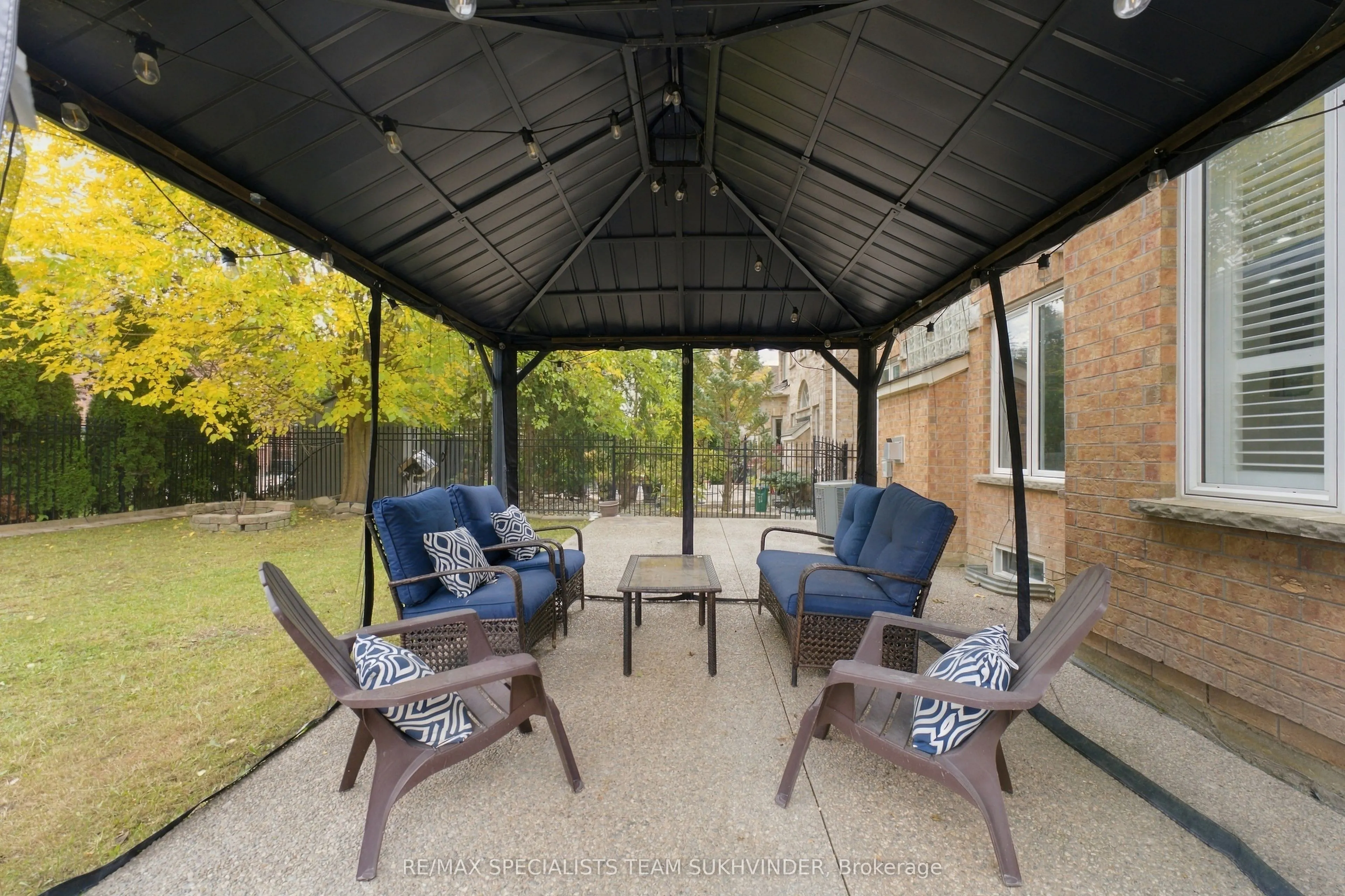 15 Saint Hubert Drive