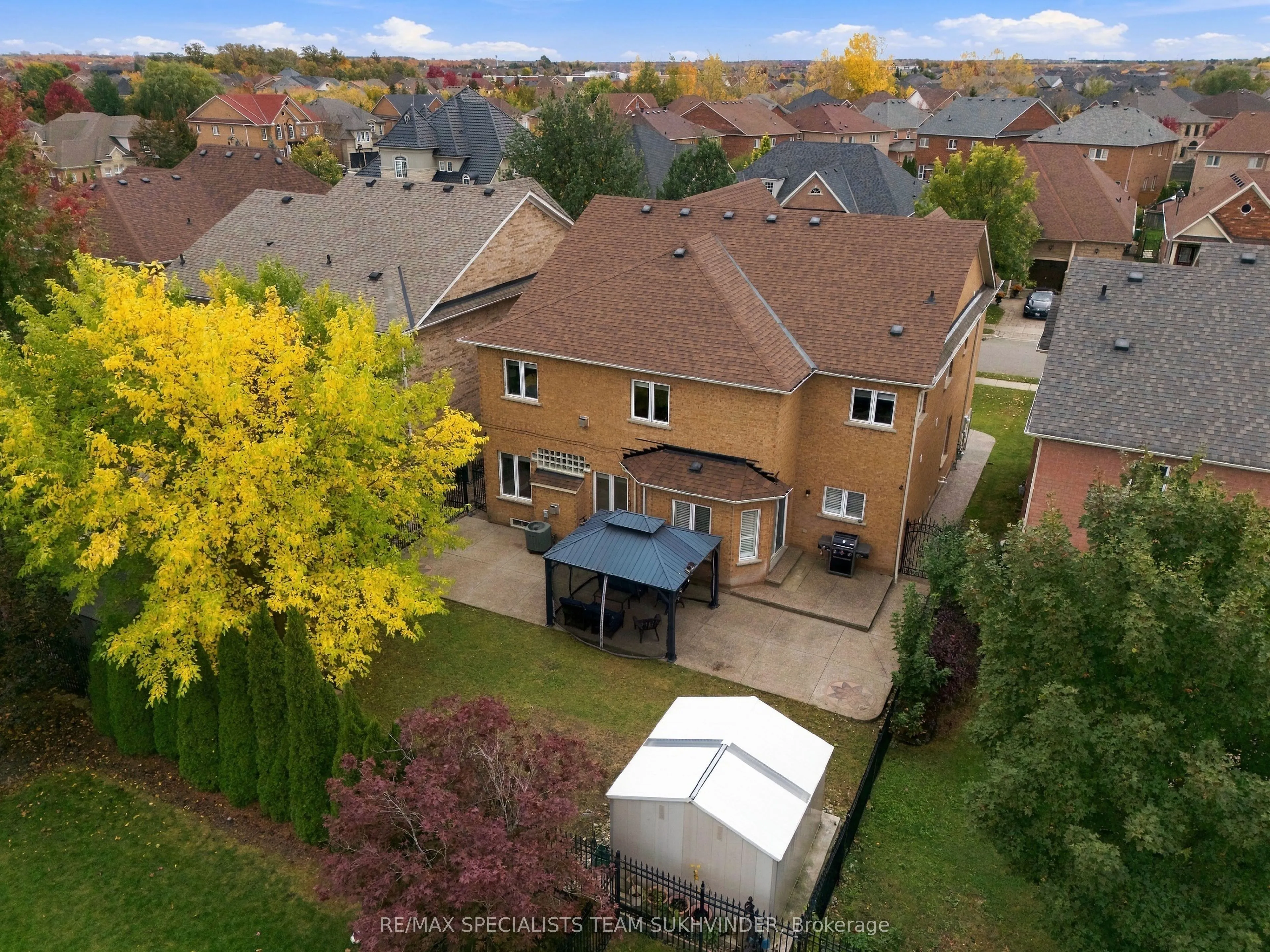 15 Saint Hubert Drive