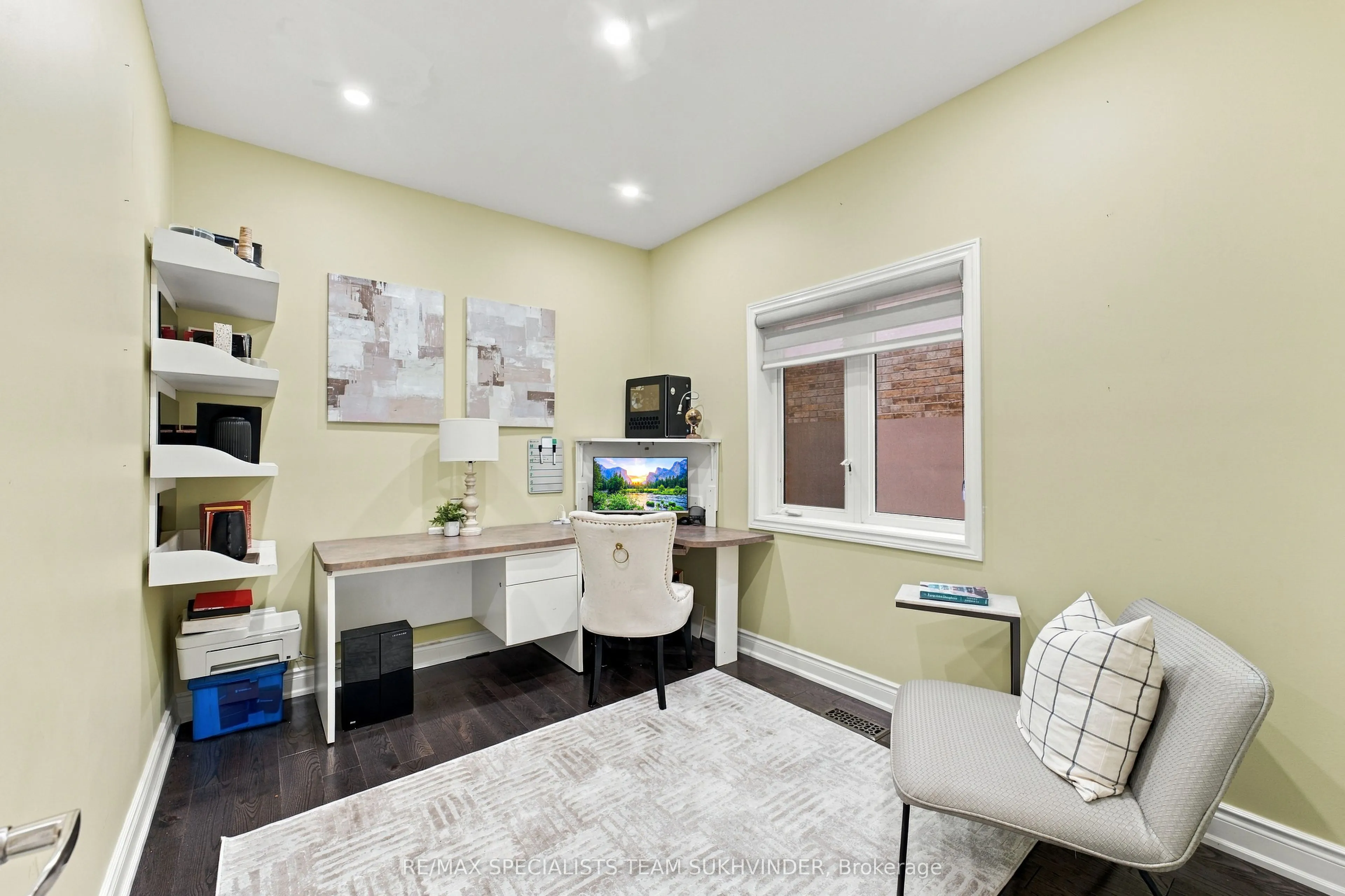 15 Saint Hubert Drive