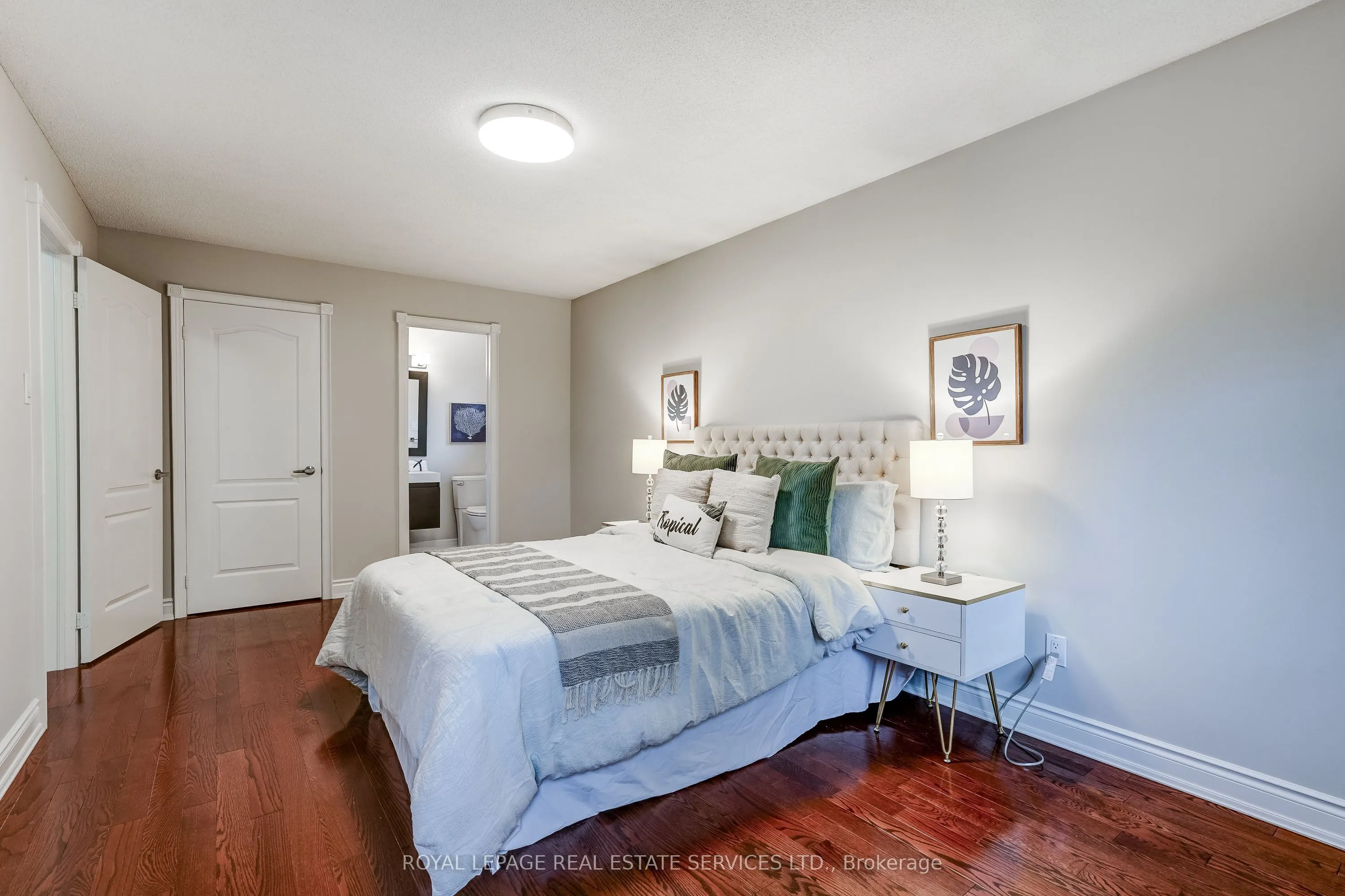 3119 Dover Crescent