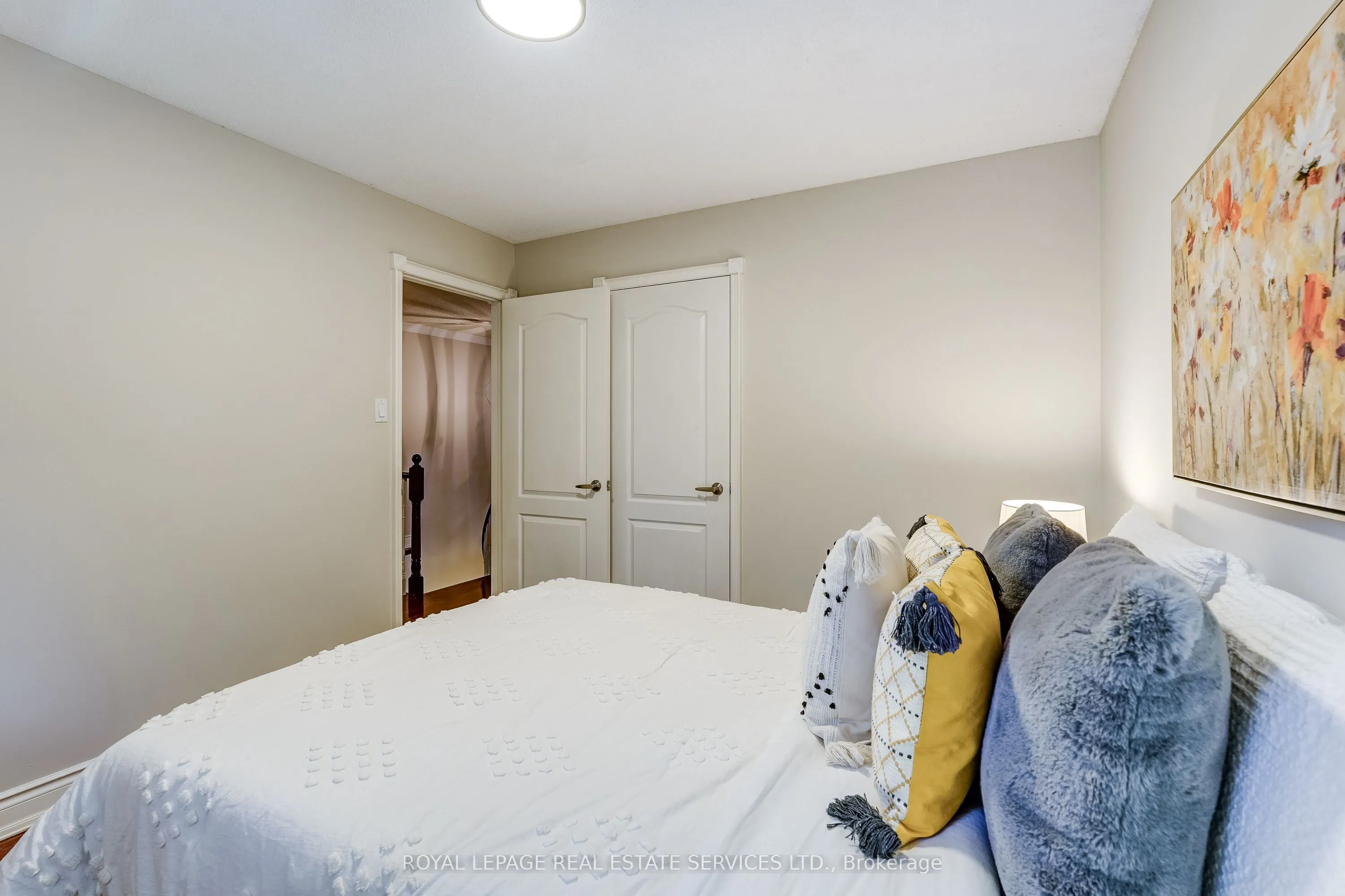 3119 Dover Crescent