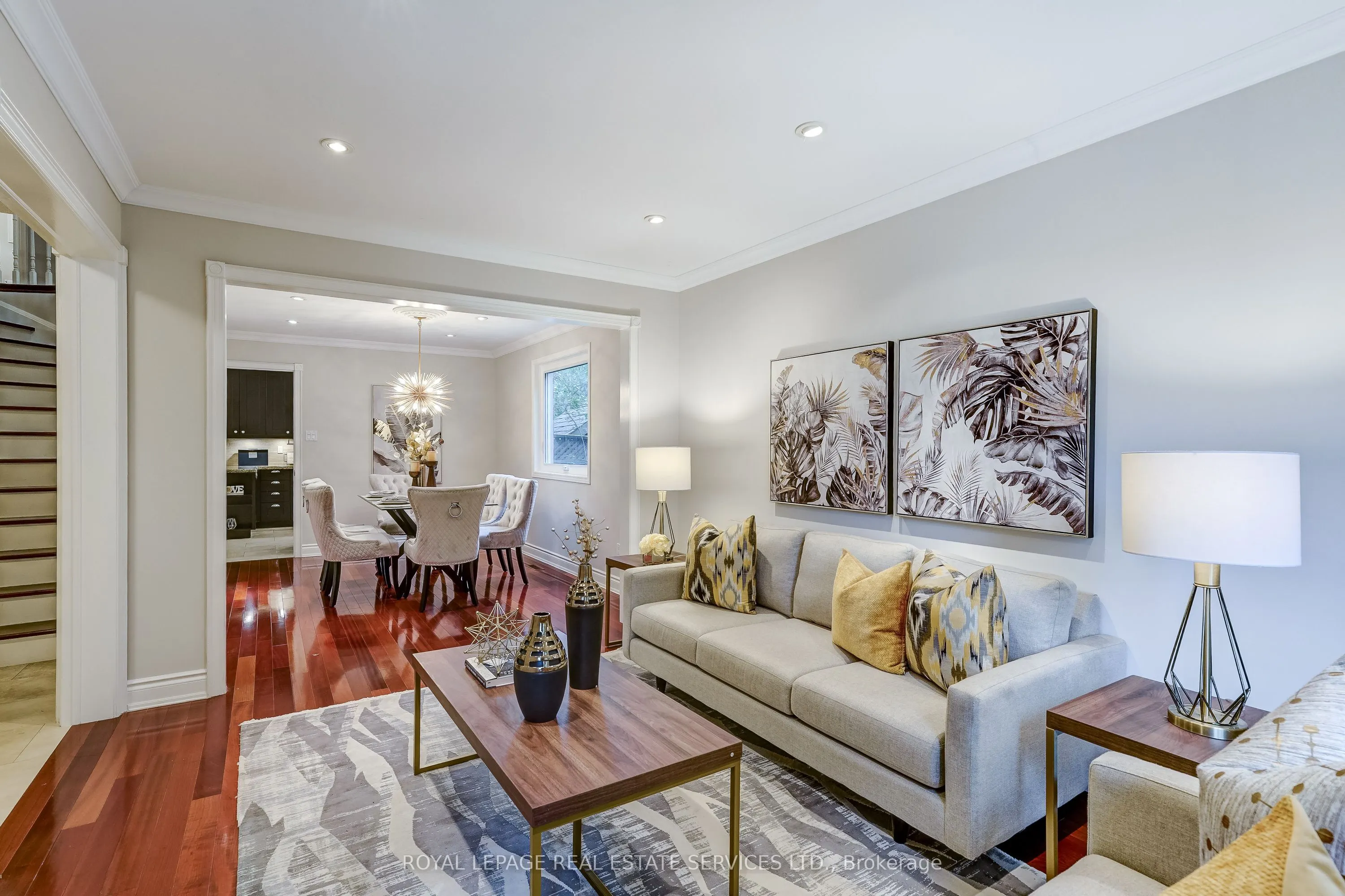 3119 Dover Crescent