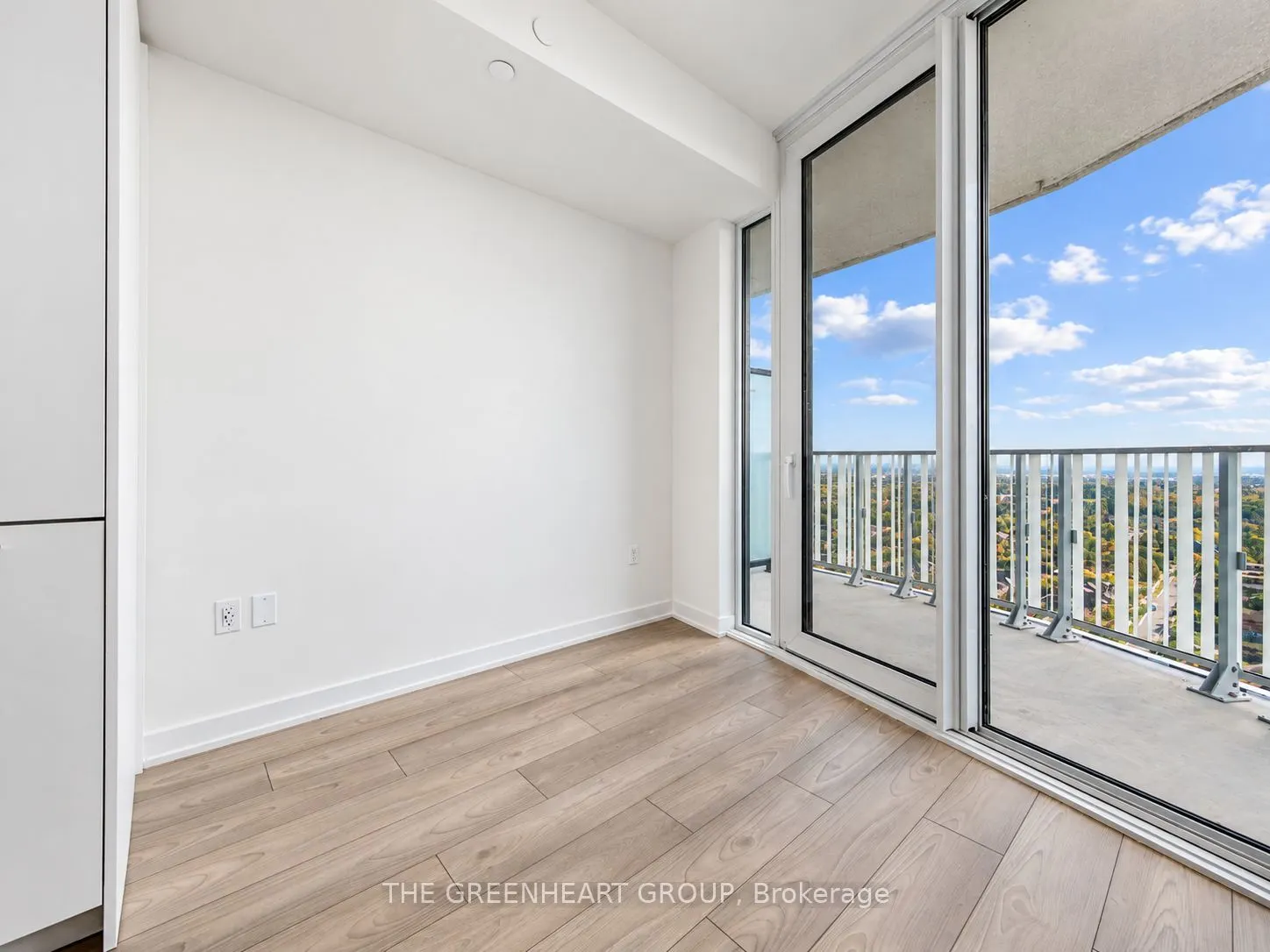 1 Fairview Road E #2710