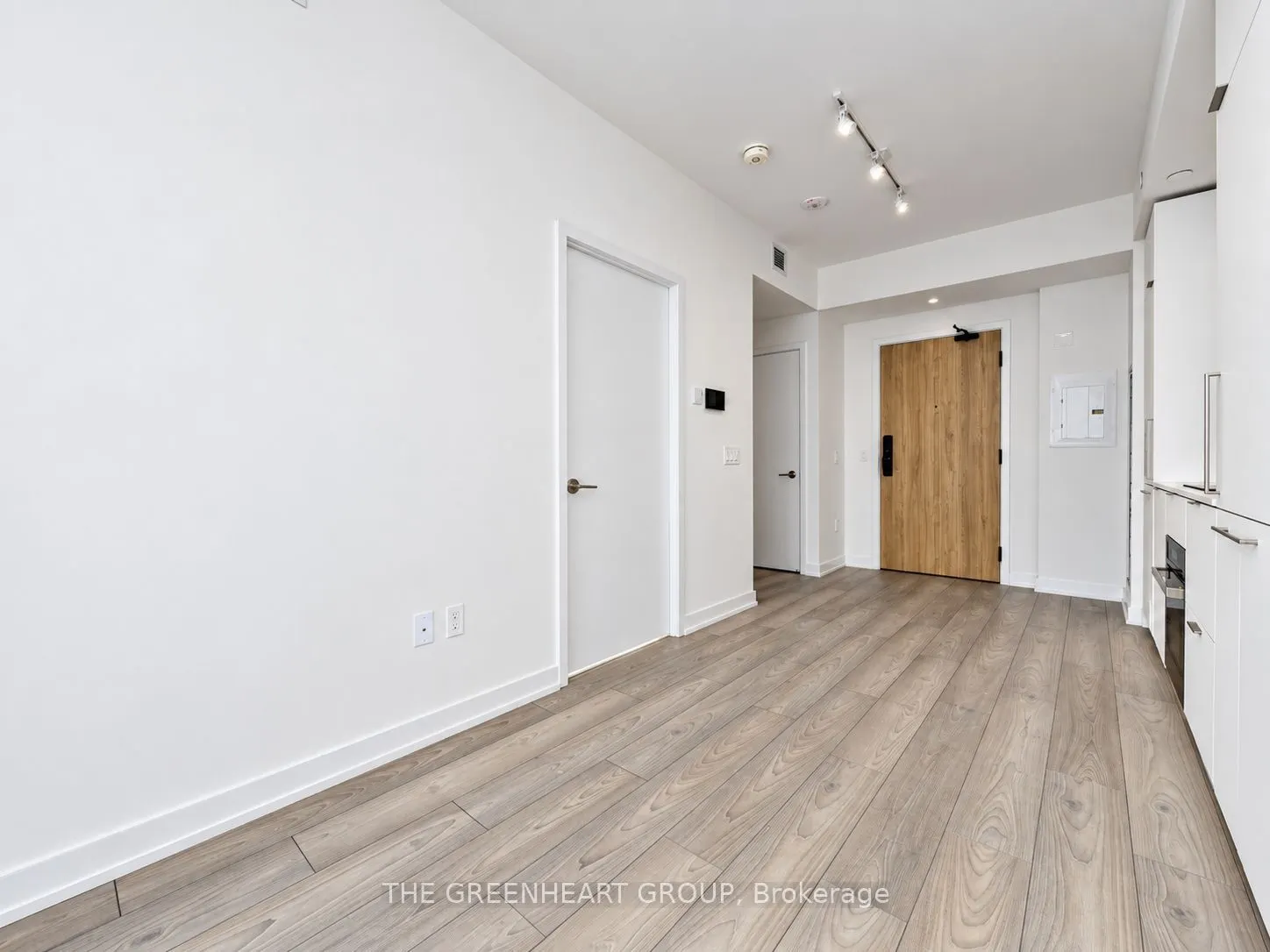 1 Fairview Road E #2710