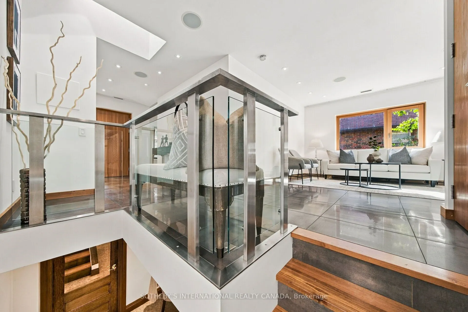 16 Sunnybrook Road