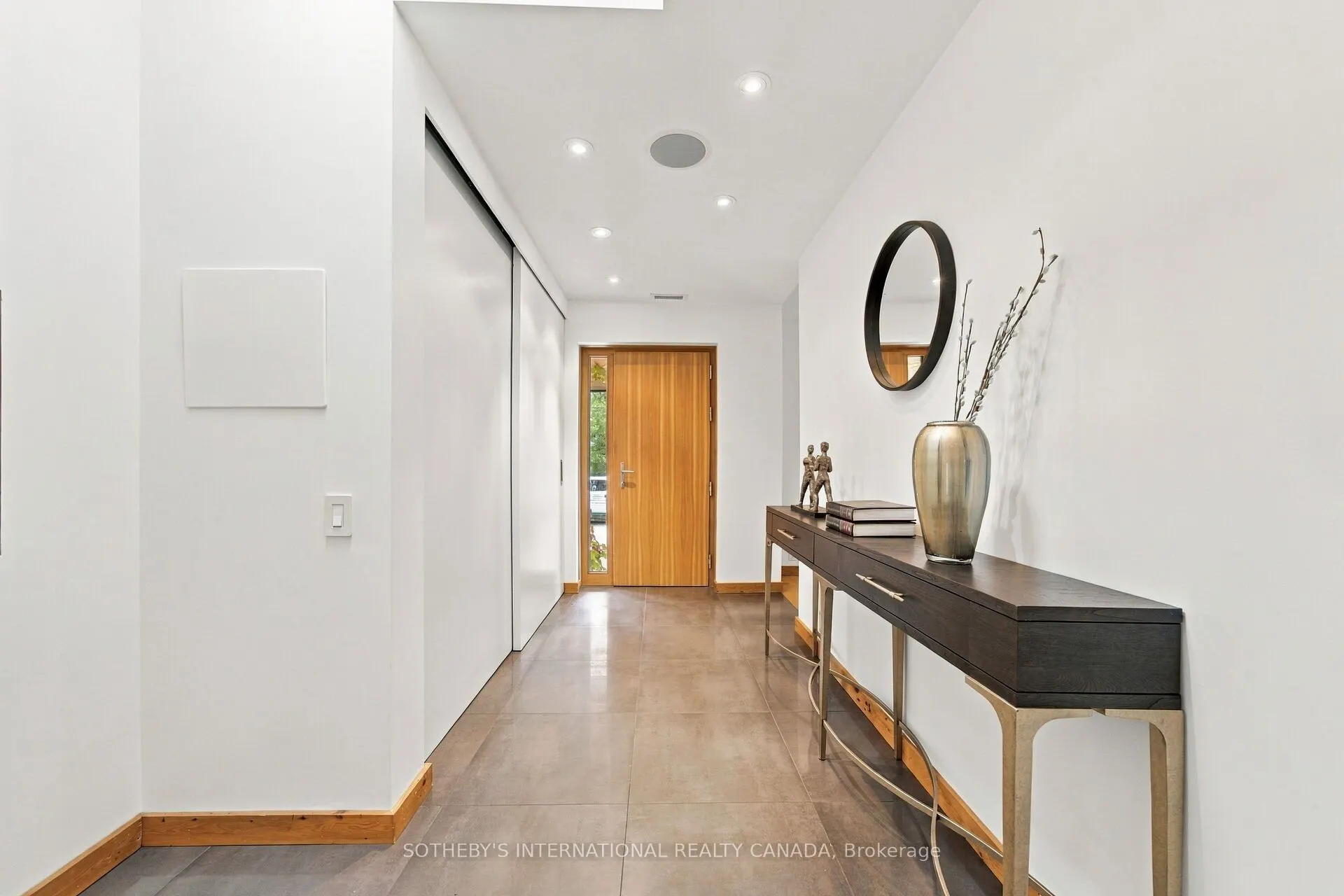 16 Sunnybrook Road