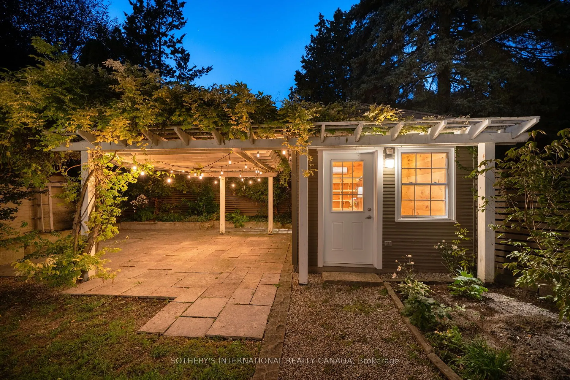 16 Sunnybrook Road