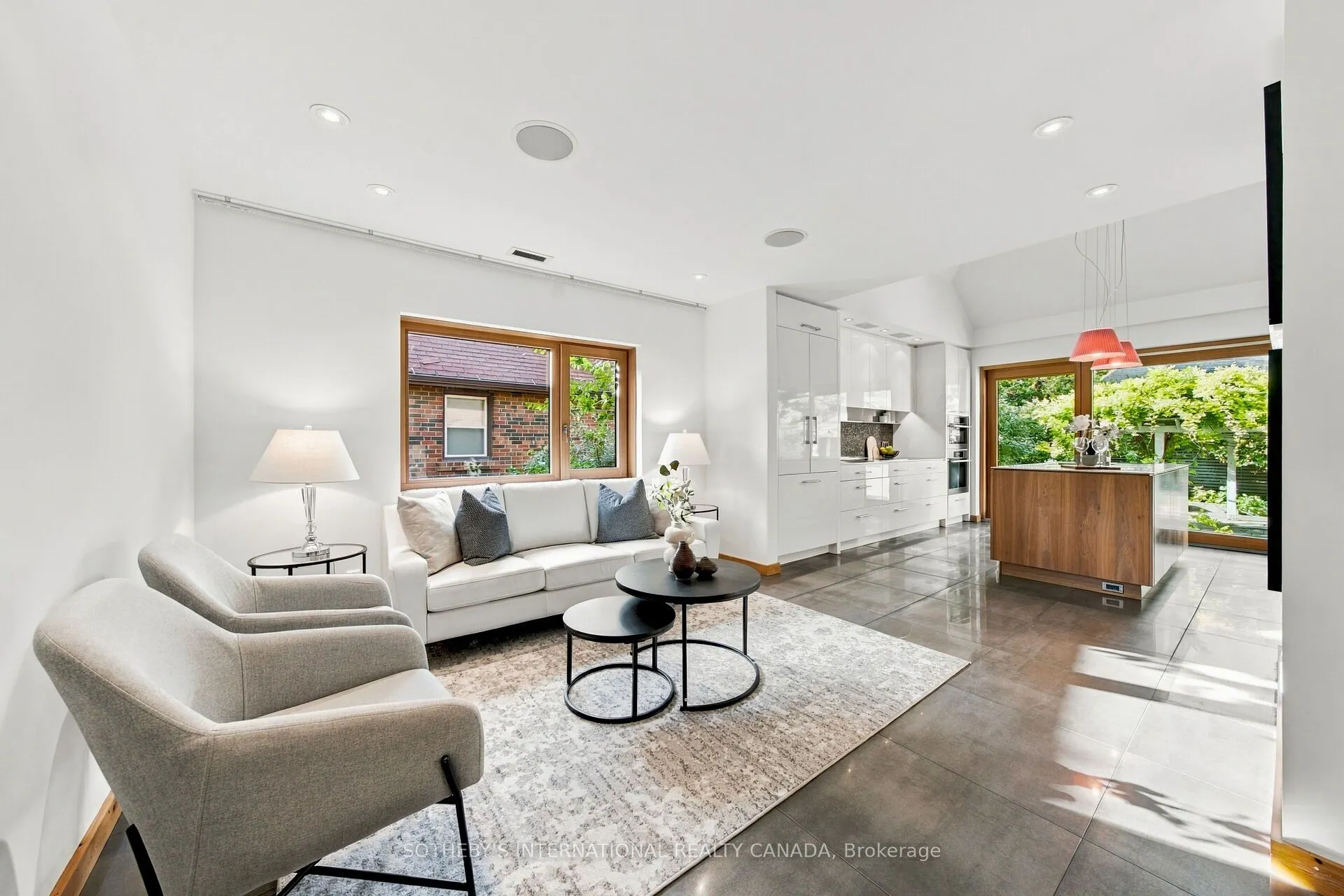 16 Sunnybrook Road
