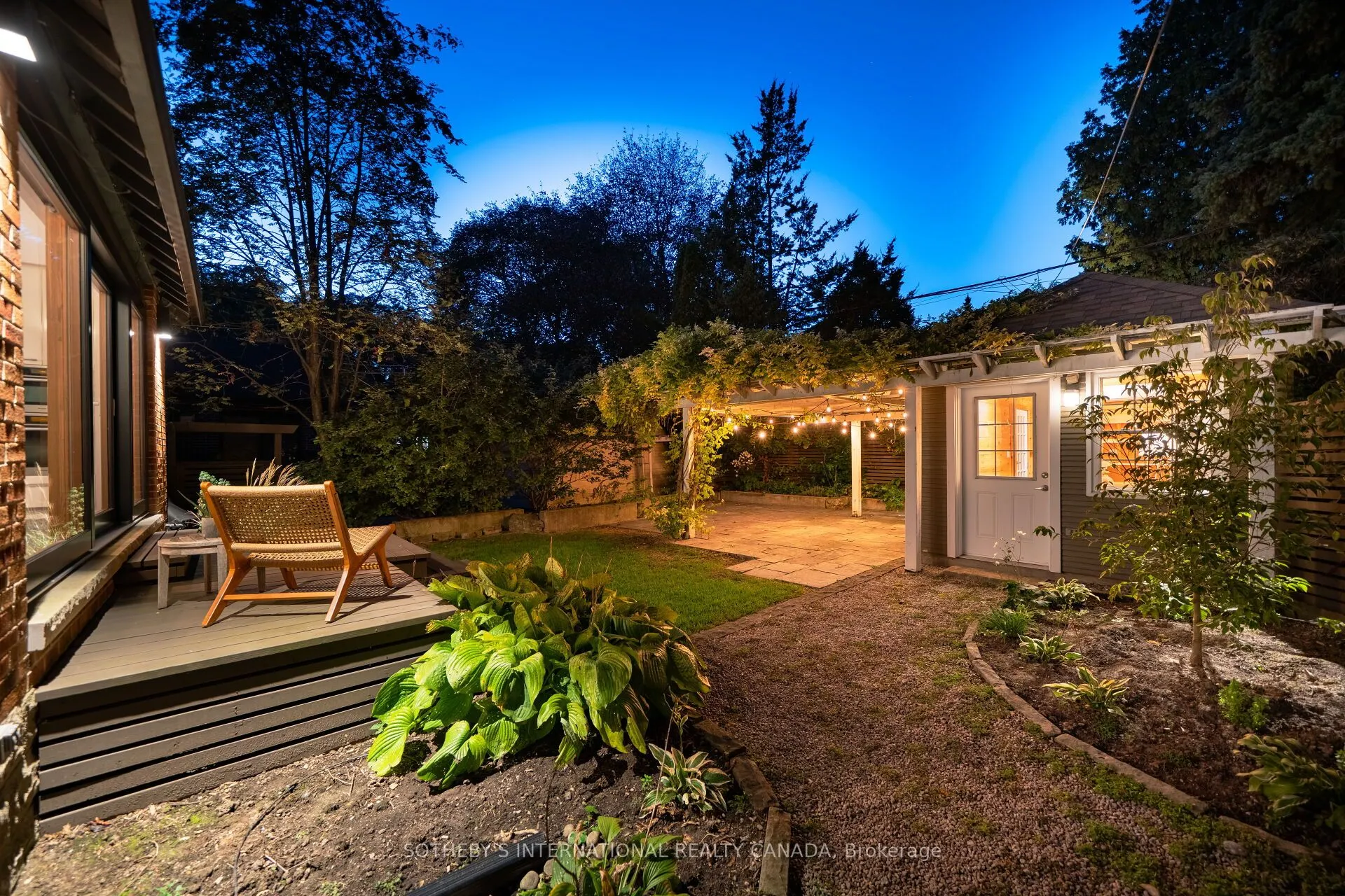 16 Sunnybrook Road