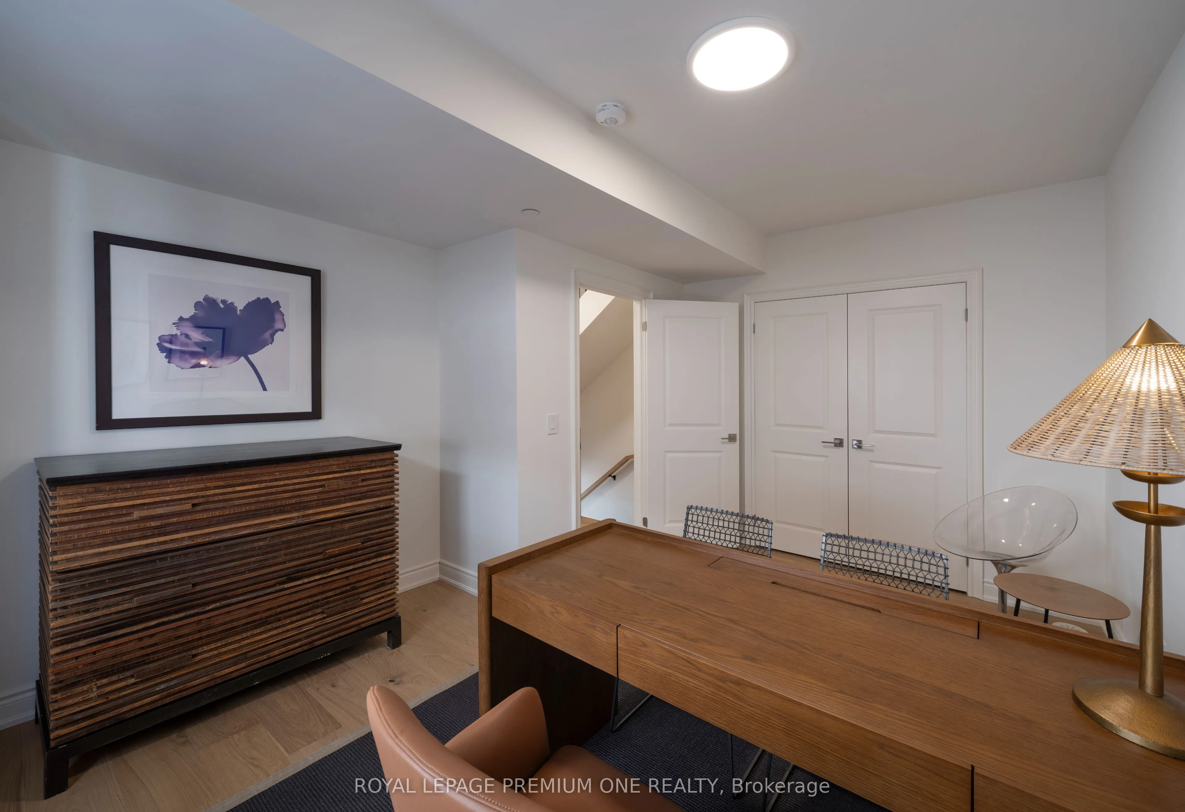 24 Earlington Avenue