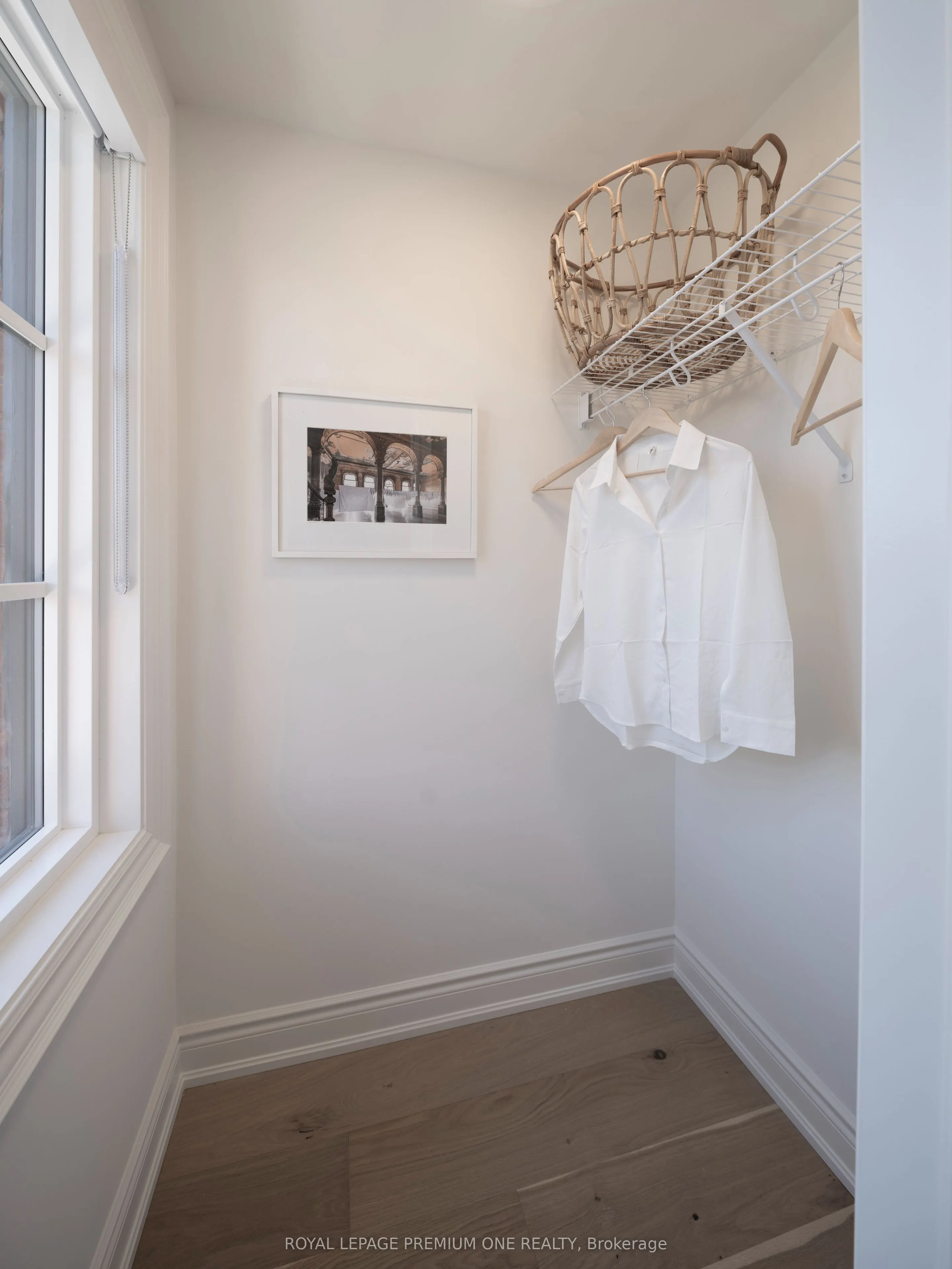 24 Earlington Avenue