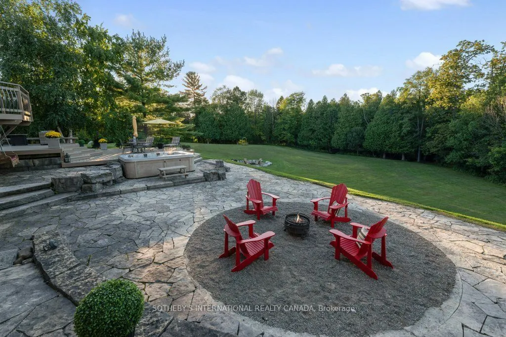 8288 Patterson Side Road