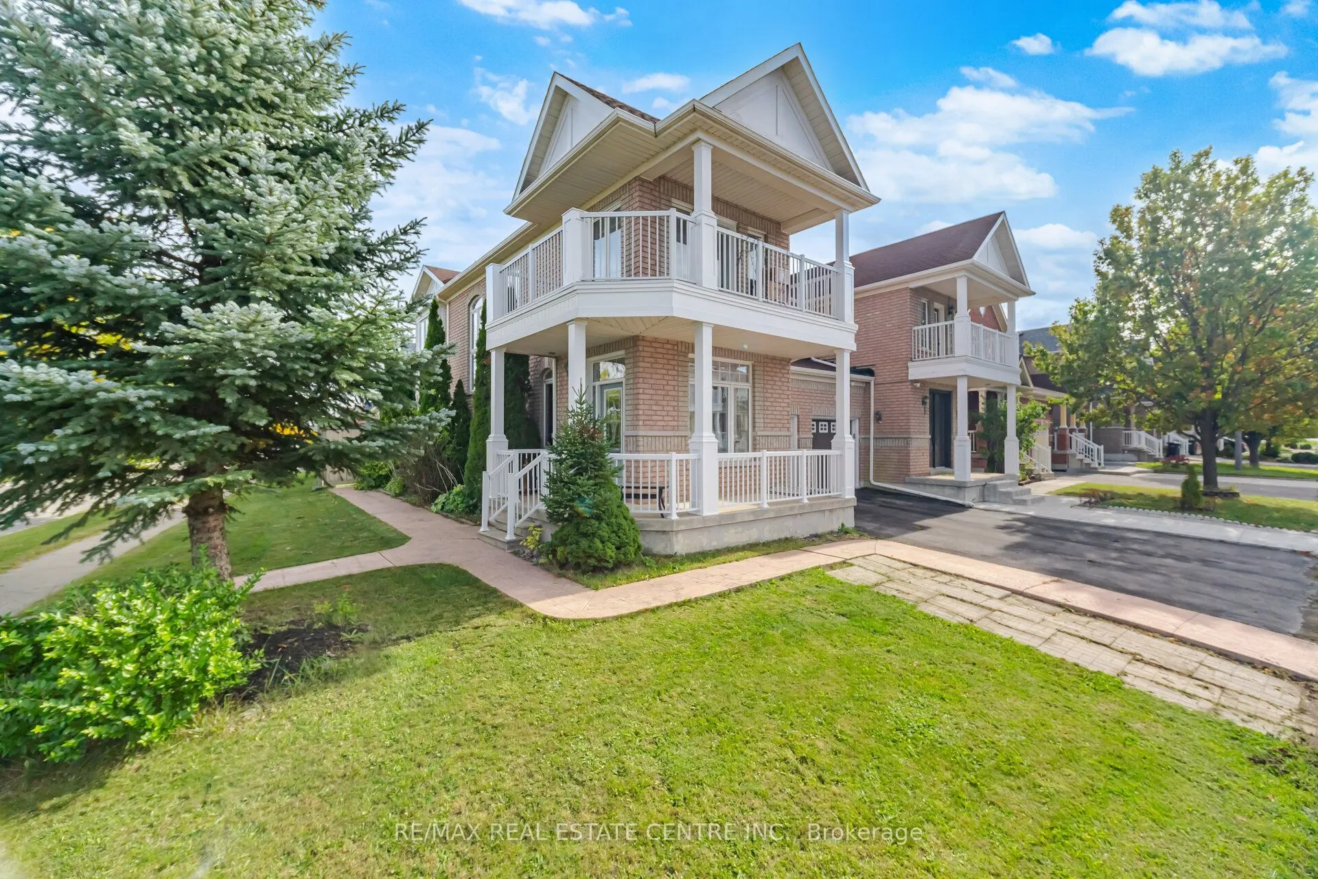 65 Connolly Crescent
