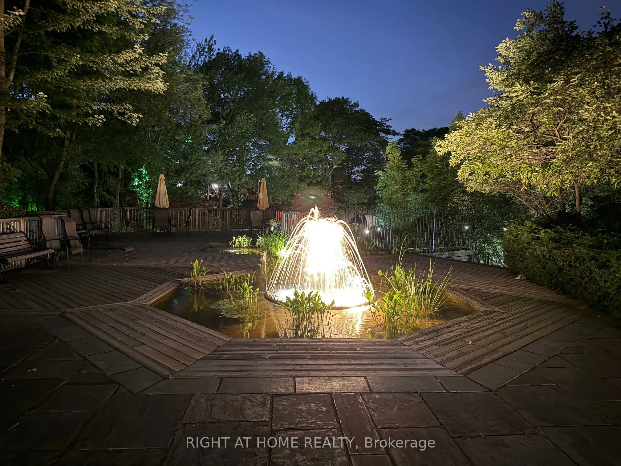 2000 ISLINGTON Avenue #707