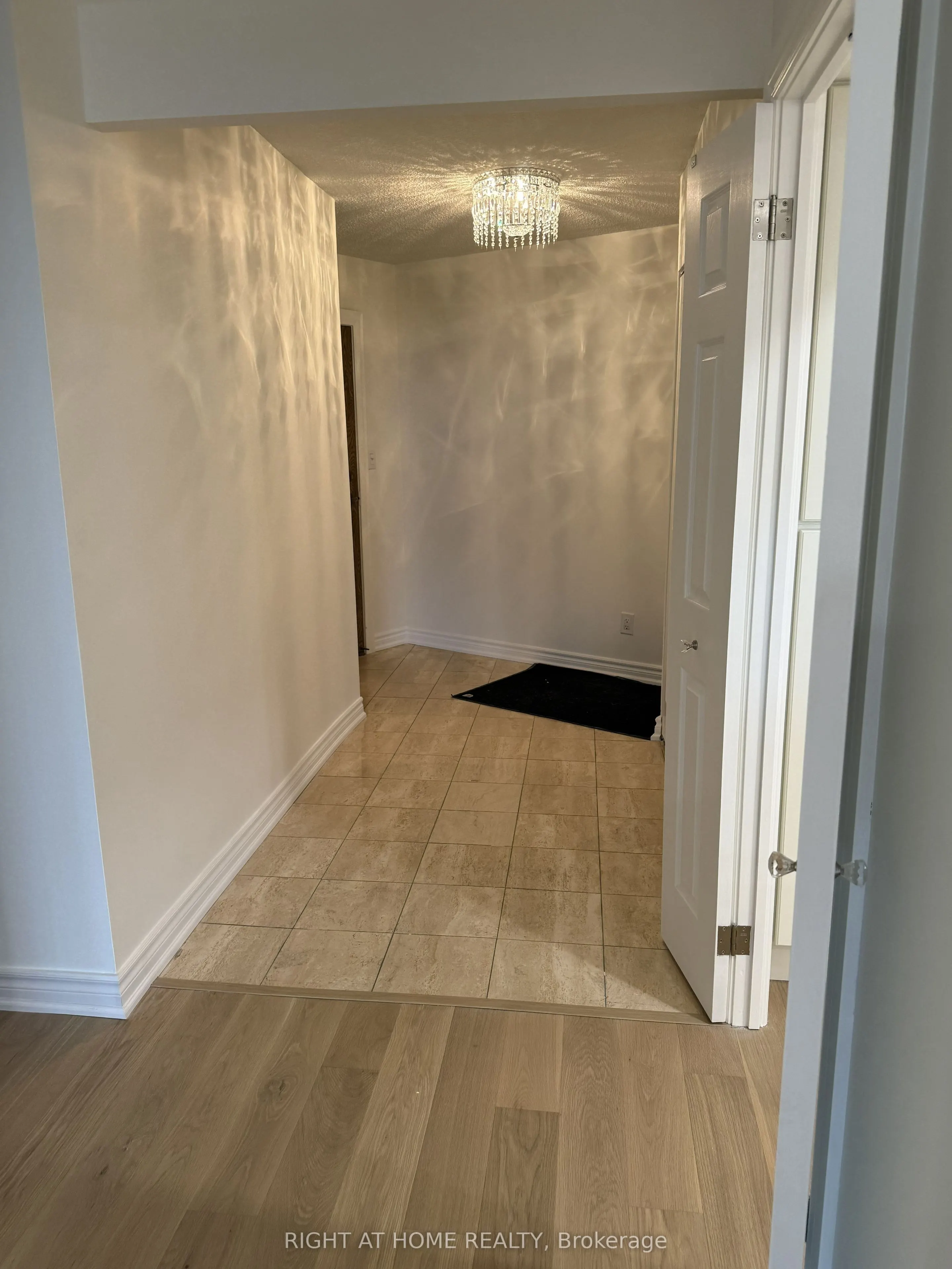 2000 ISLINGTON Avenue #707