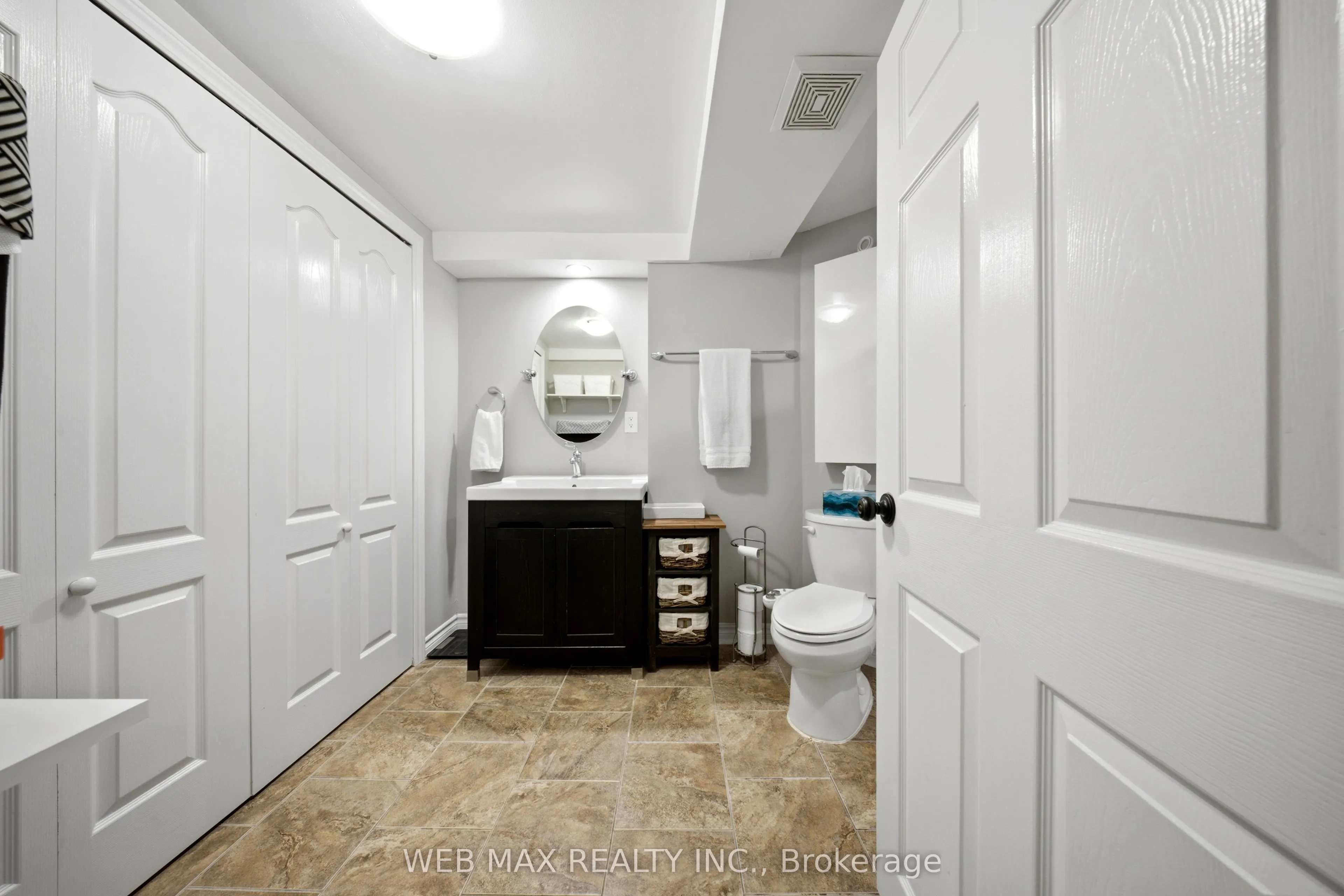 1108 Edgehill Place