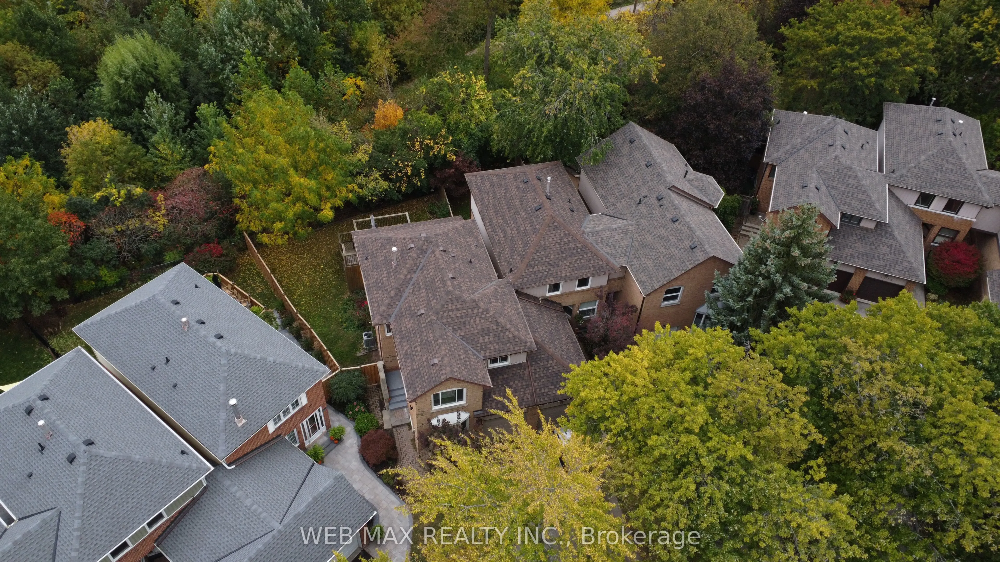 1108 Edgehill Place
