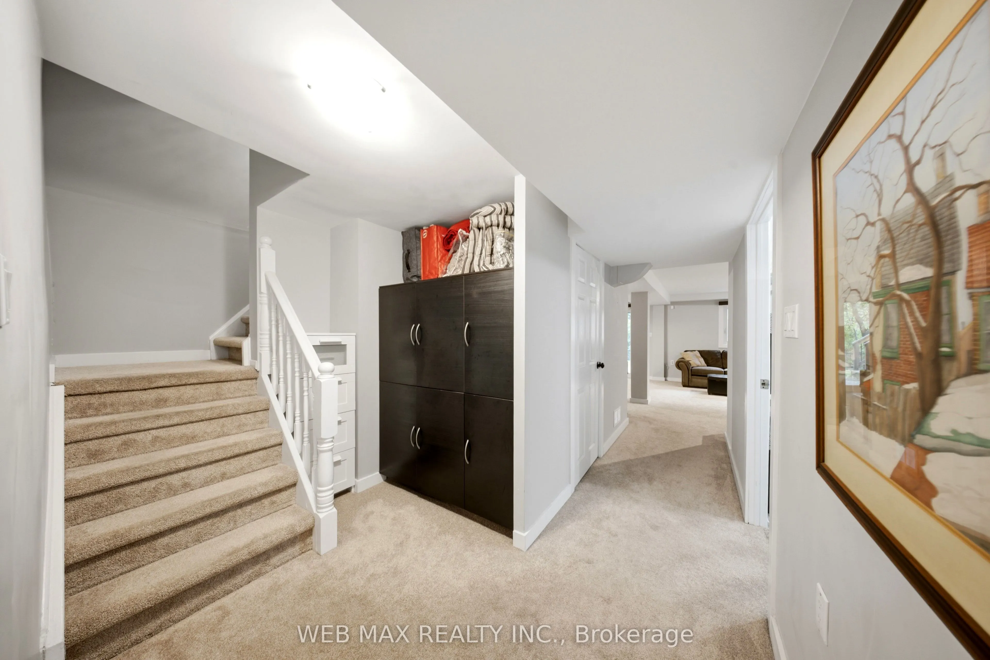1108 Edgehill Place