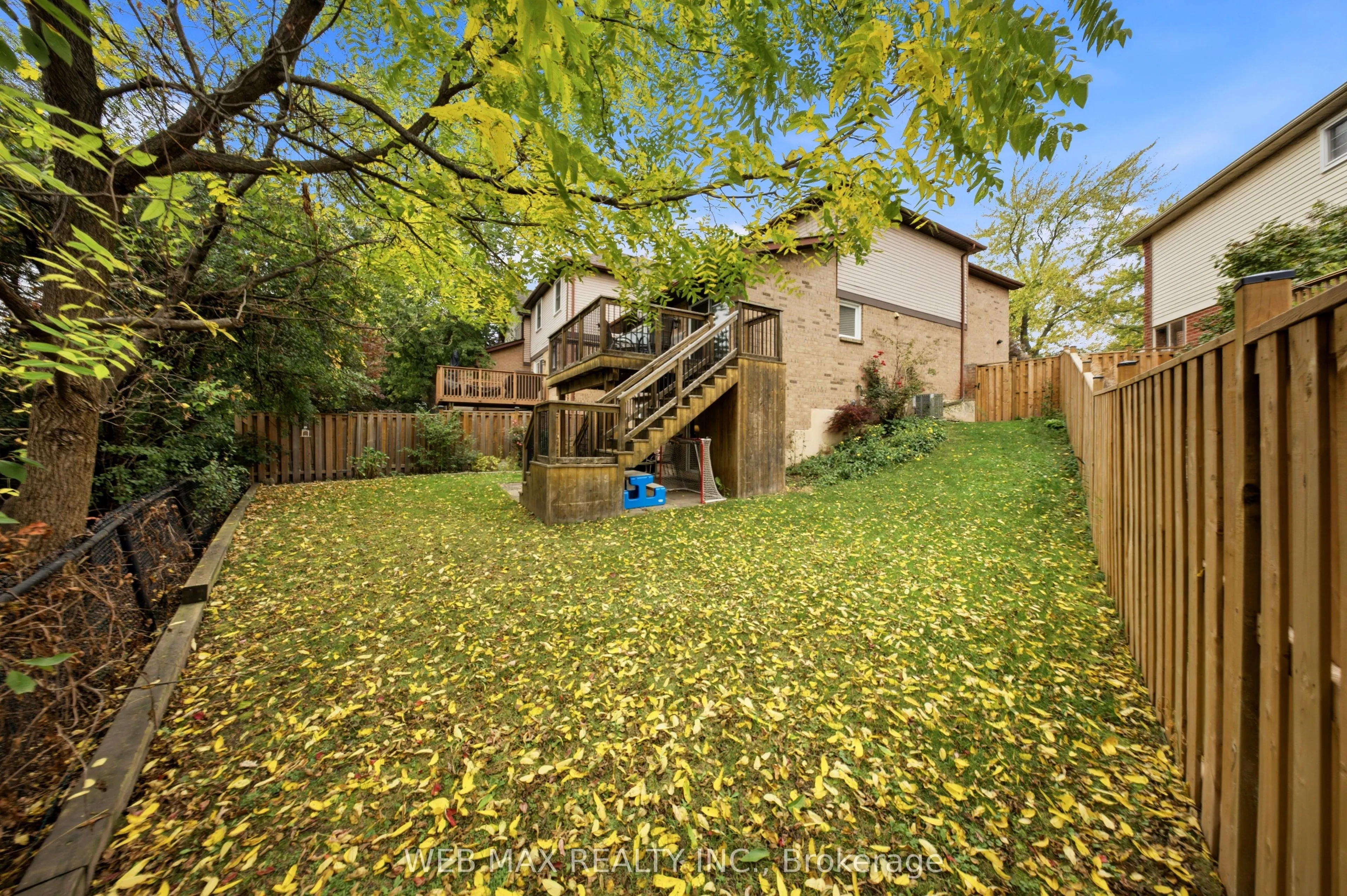 1108 Edgehill Place