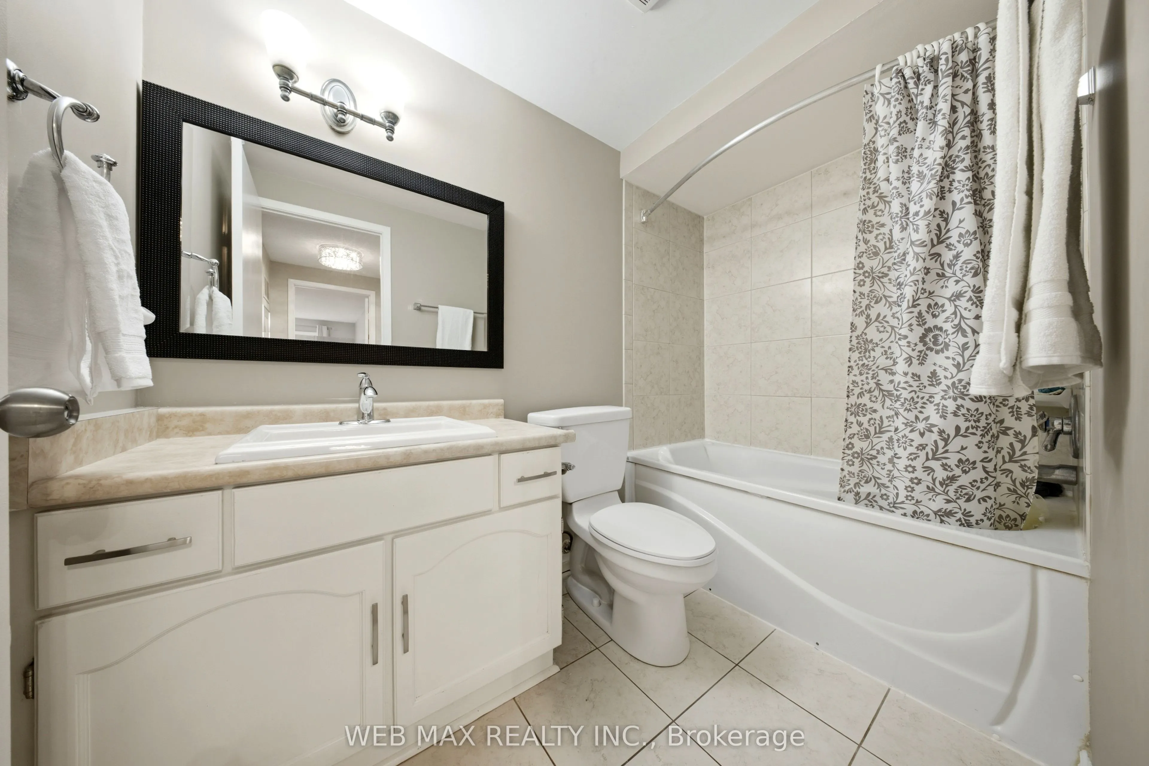 1108 Edgehill Place