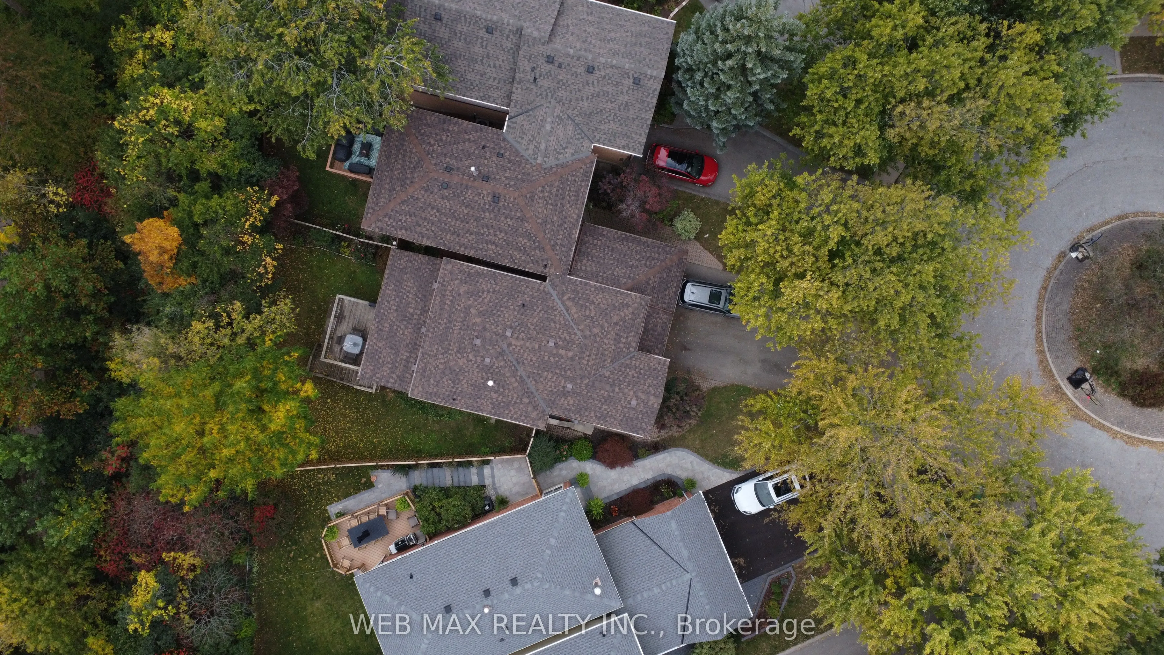1108 Edgehill Place