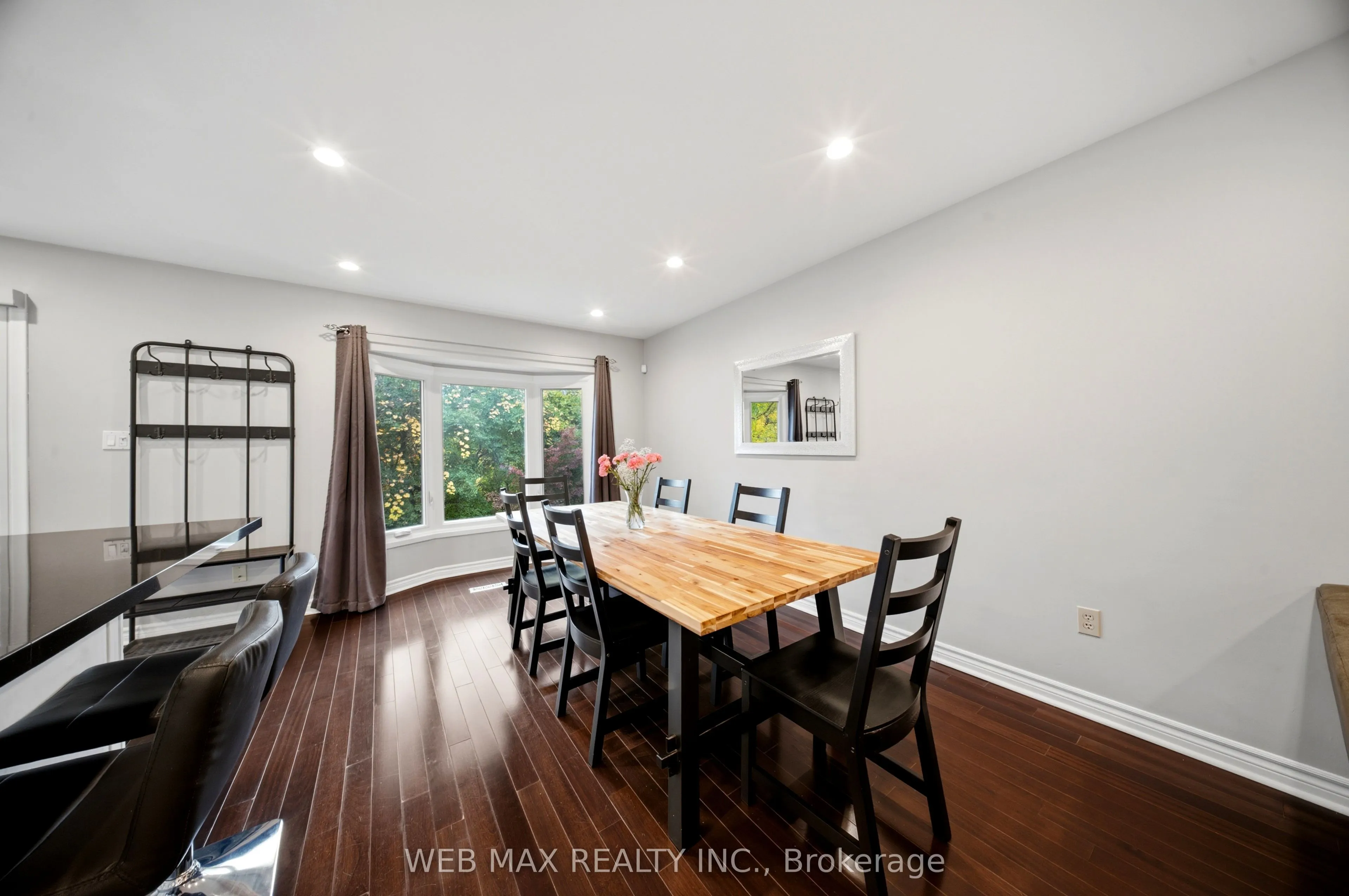 1108 Edgehill Place