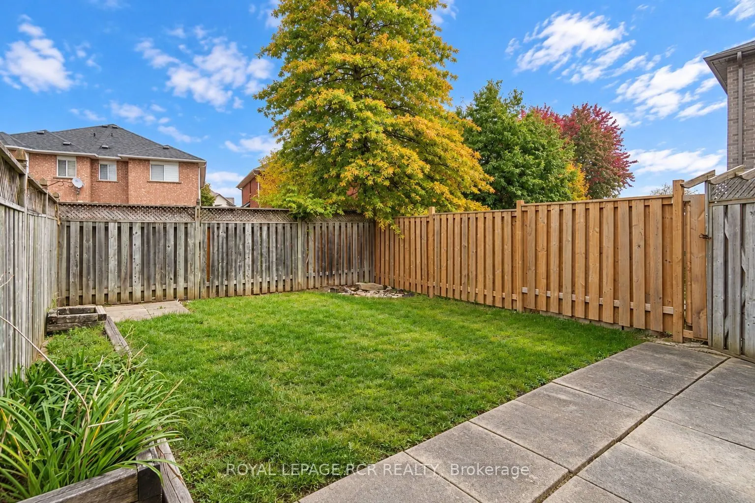 105 Hanton Crescent