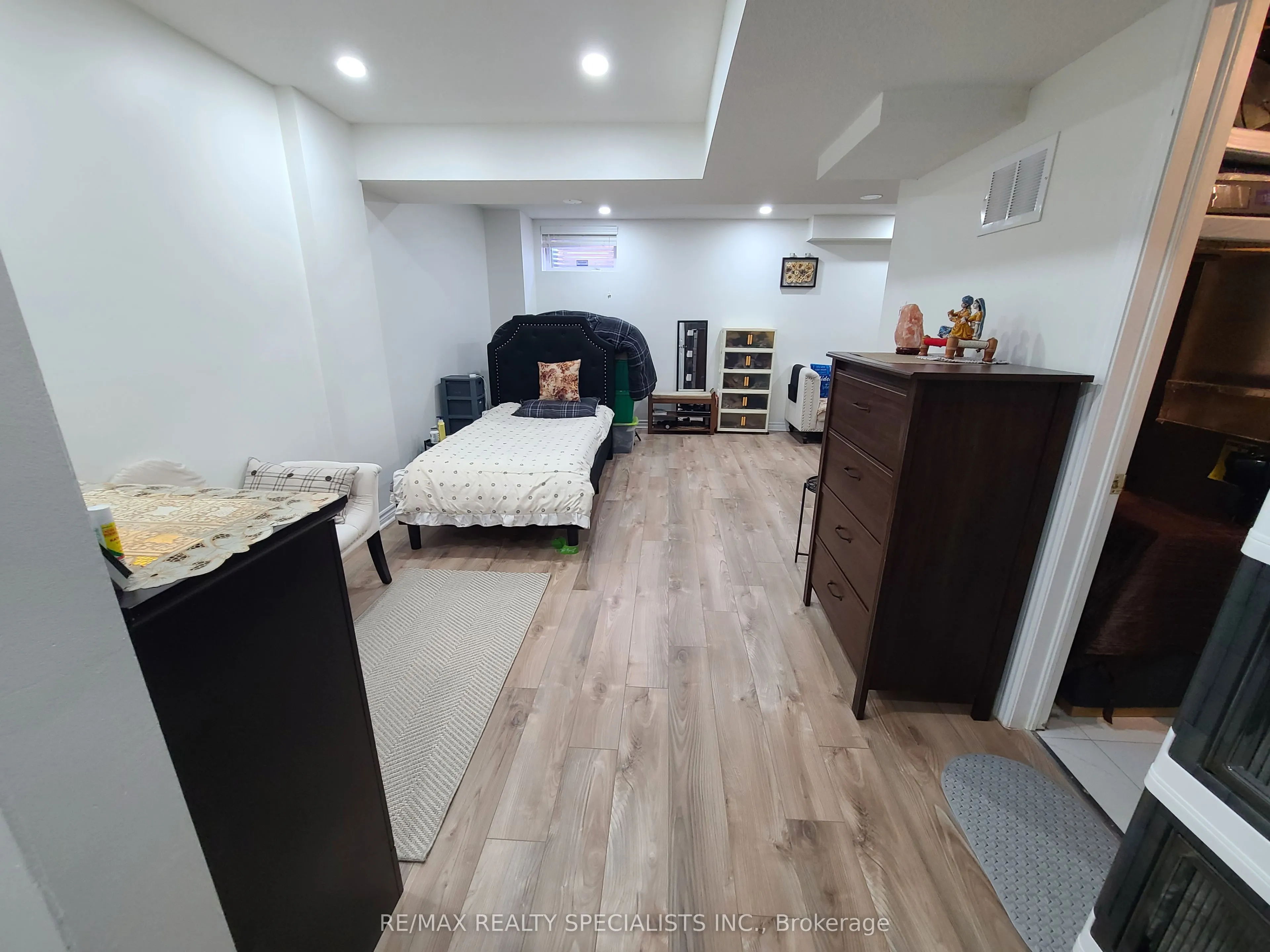 360 Hobbs Crescent