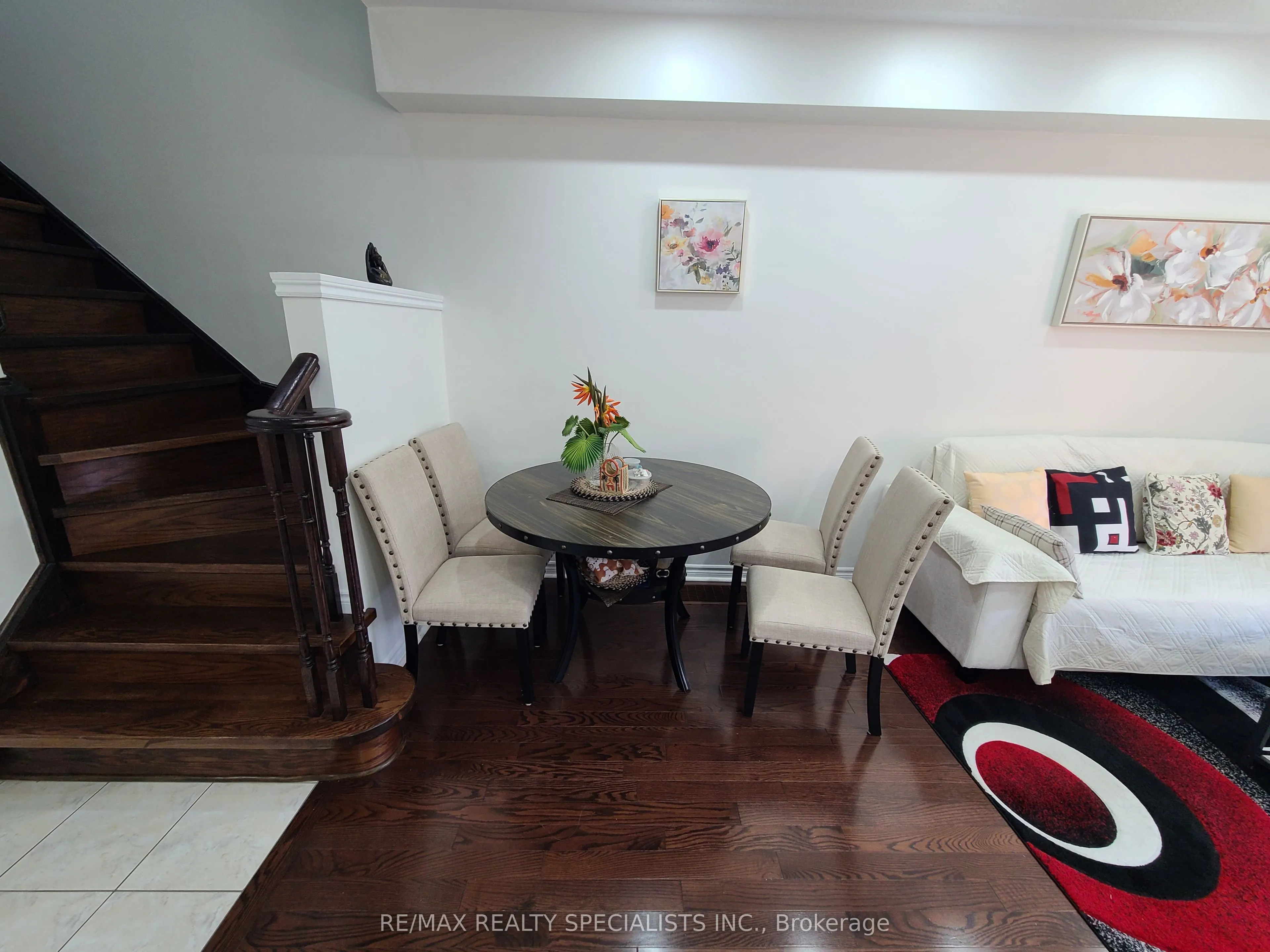360 Hobbs Crescent