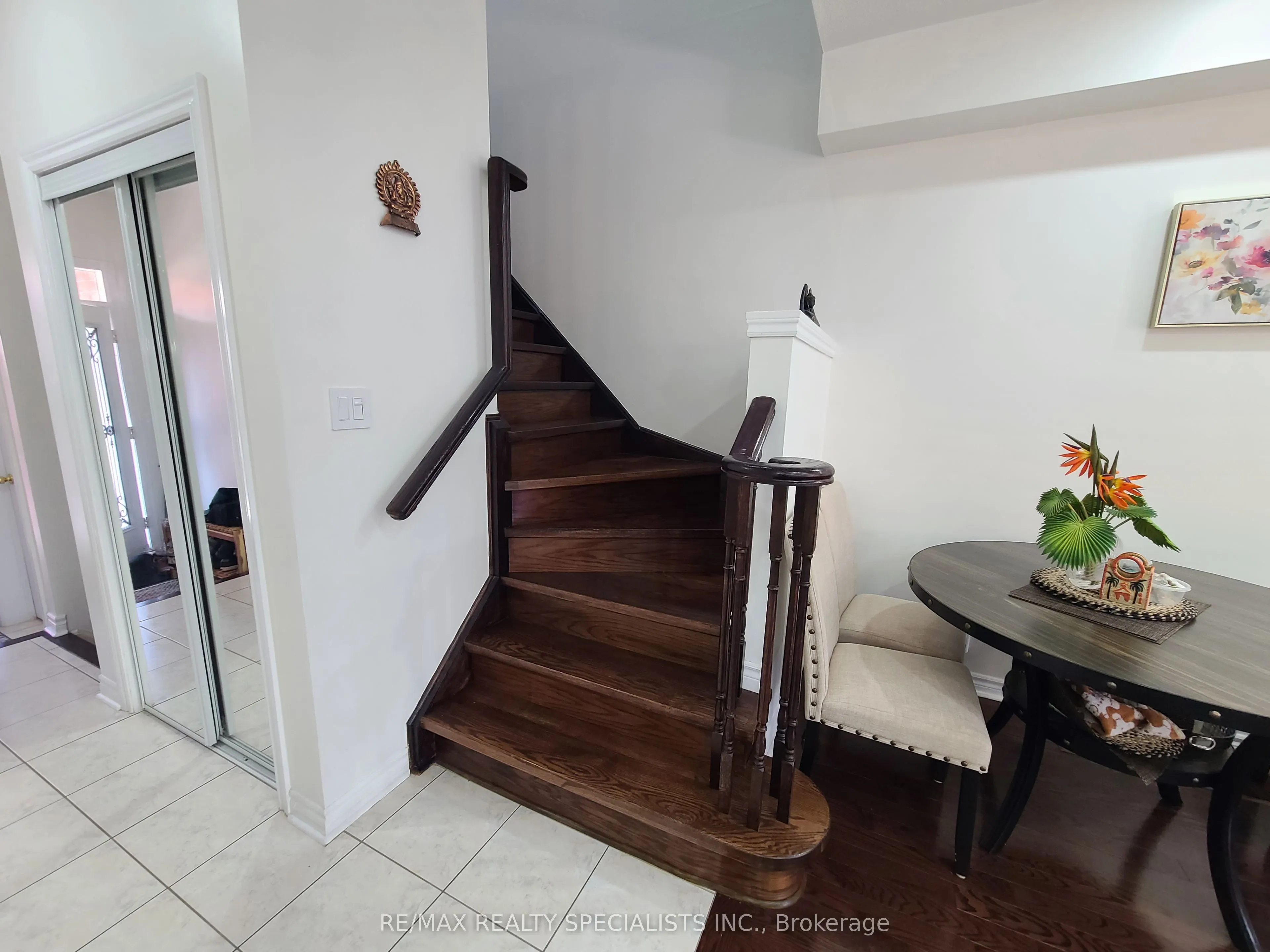 360 Hobbs Crescent