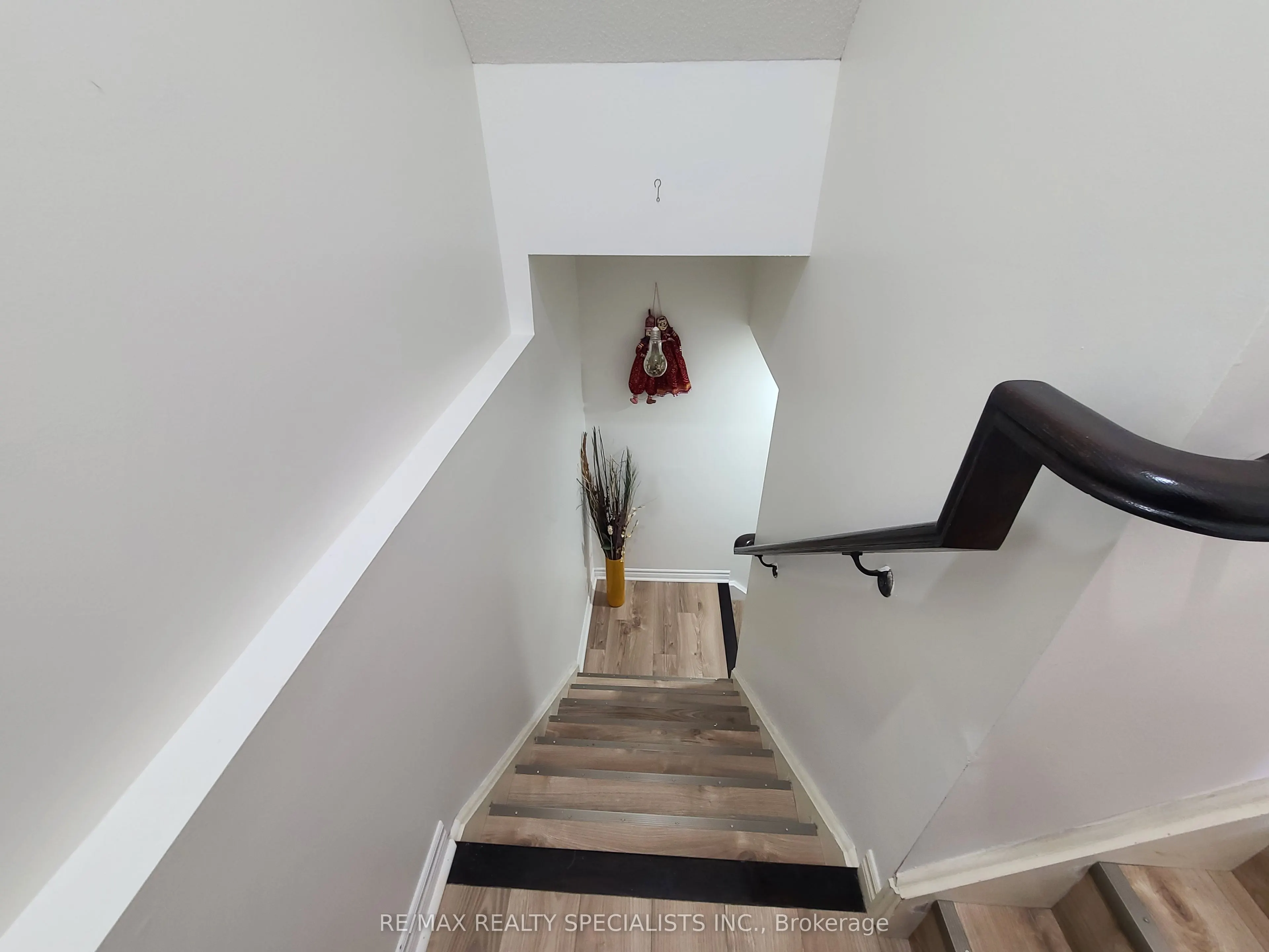 360 Hobbs Crescent