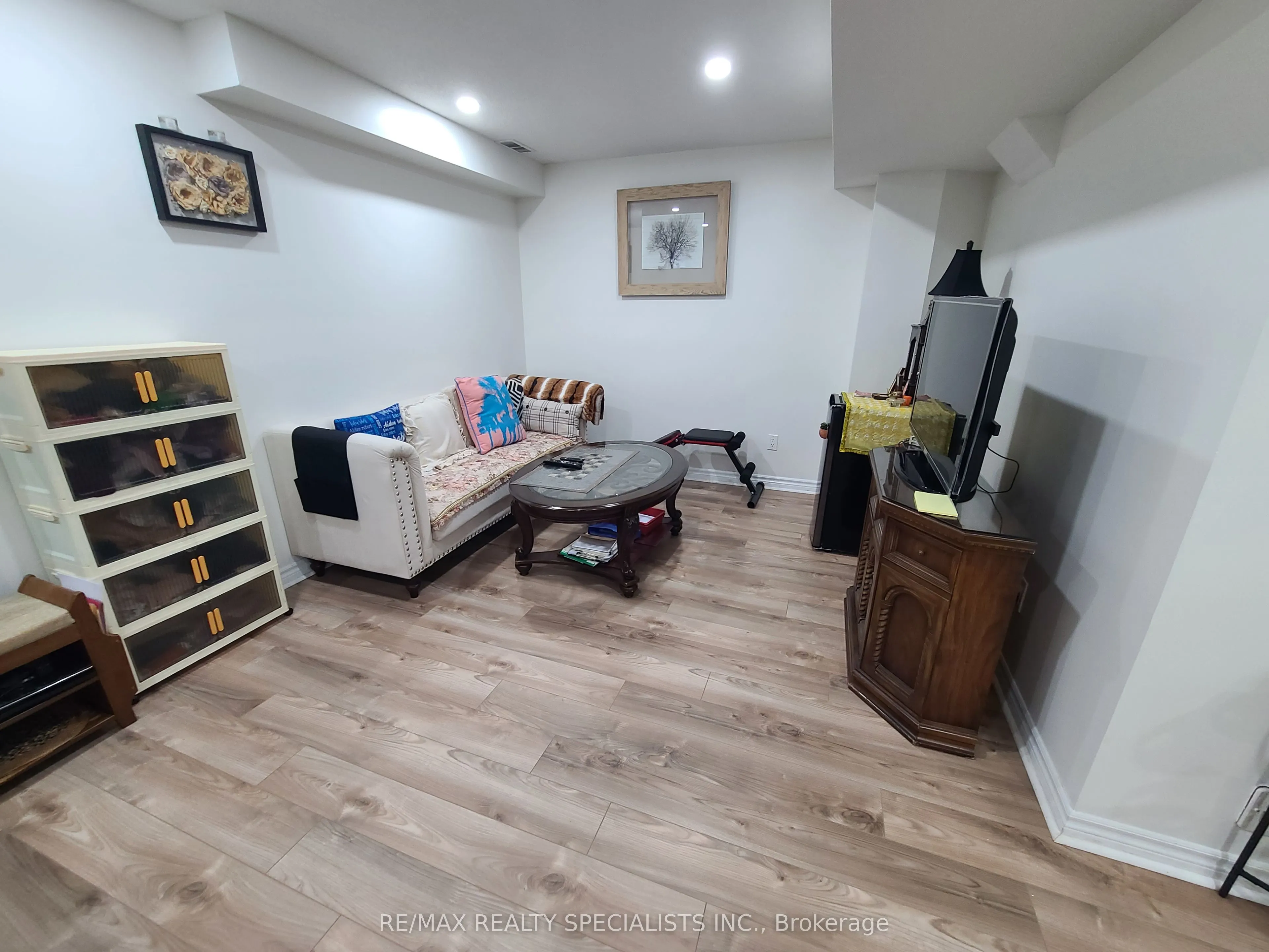 360 Hobbs Crescent