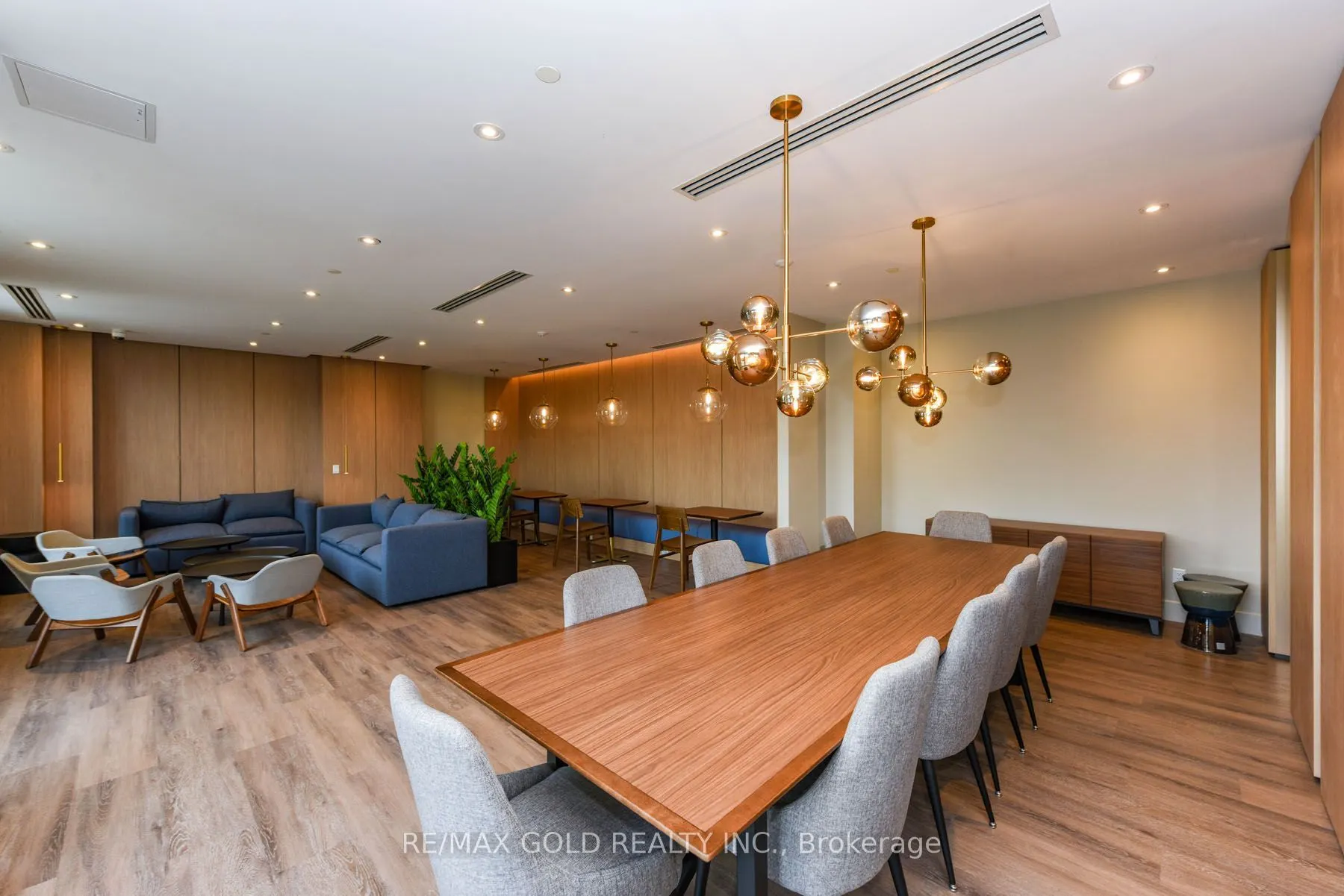 1440 Clarriage Court #514