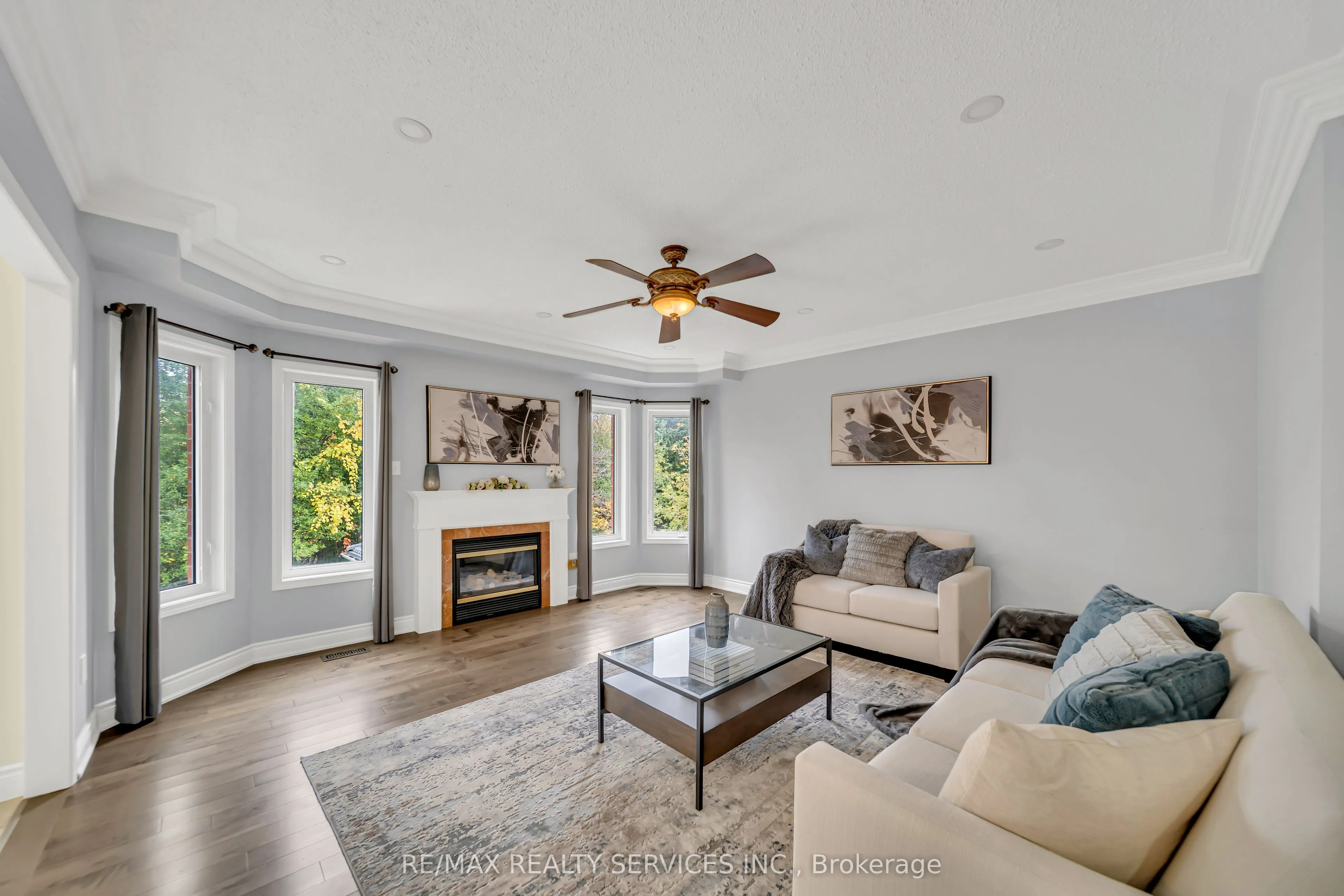 82 Dunvegan Crescent