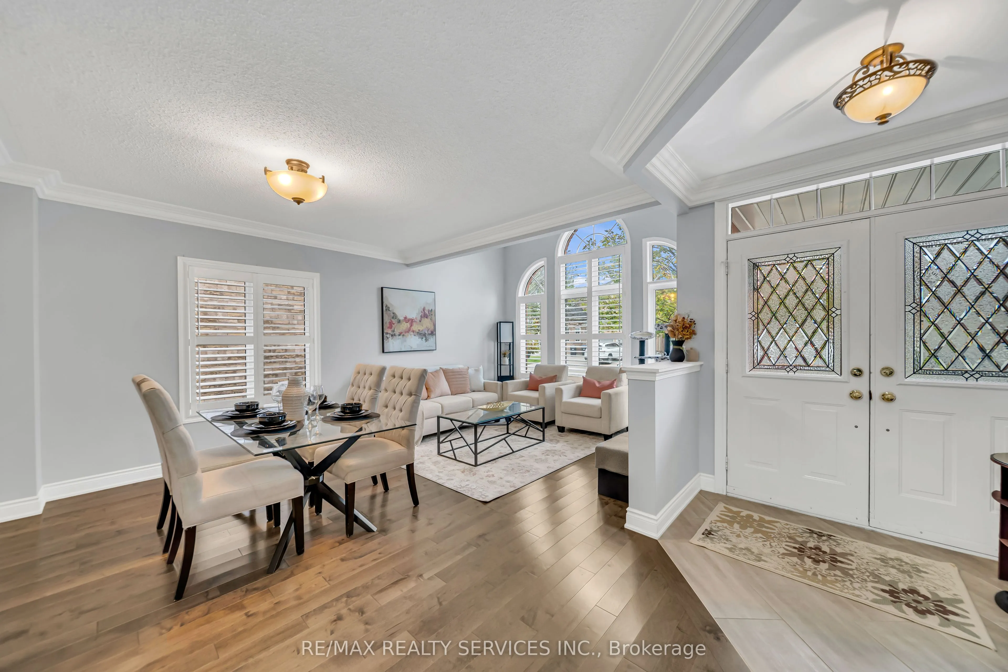 82 Dunvegan Crescent