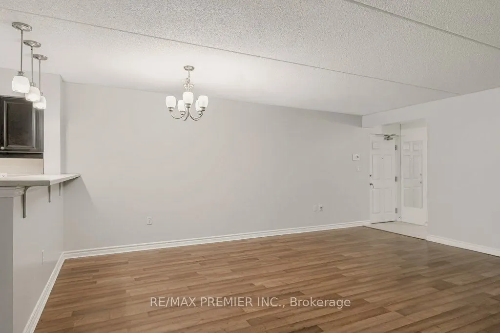 1380 Main Street E #112