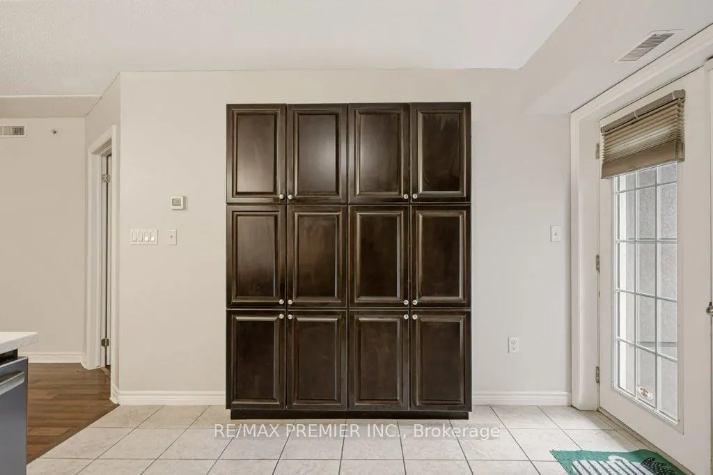 1380 Main Street E #112