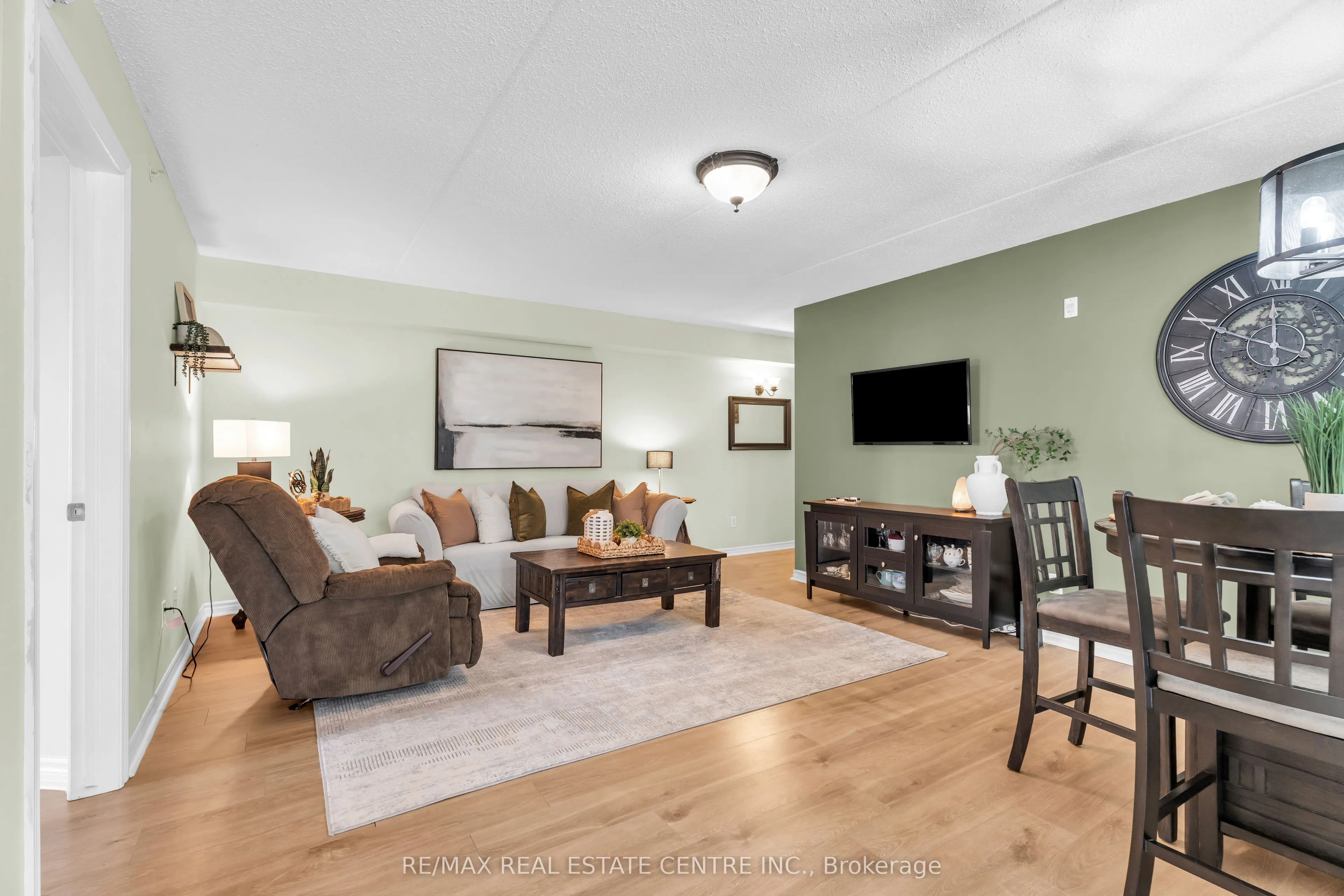 1479 Maple Avenue #102