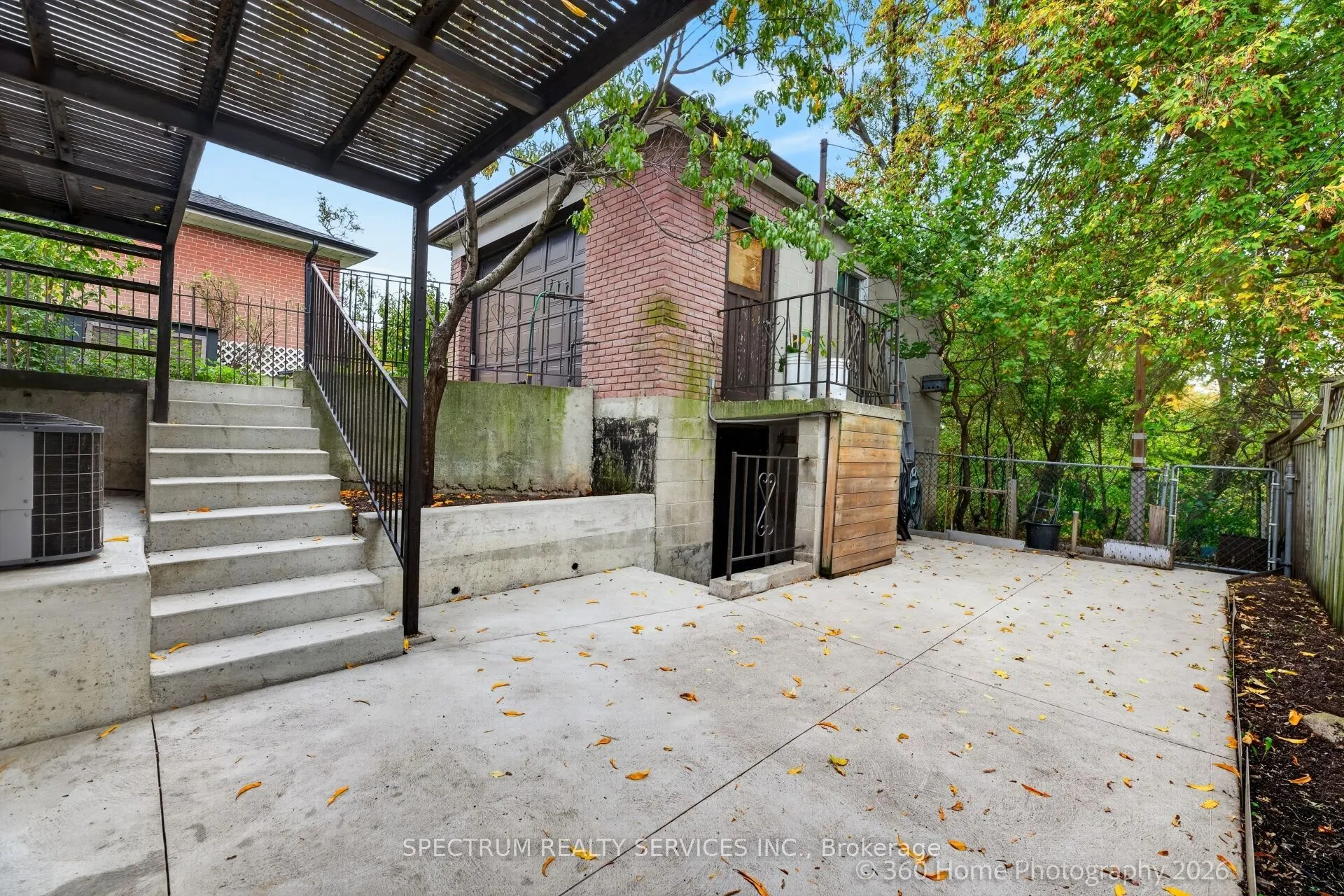 37 Newlin Crescent