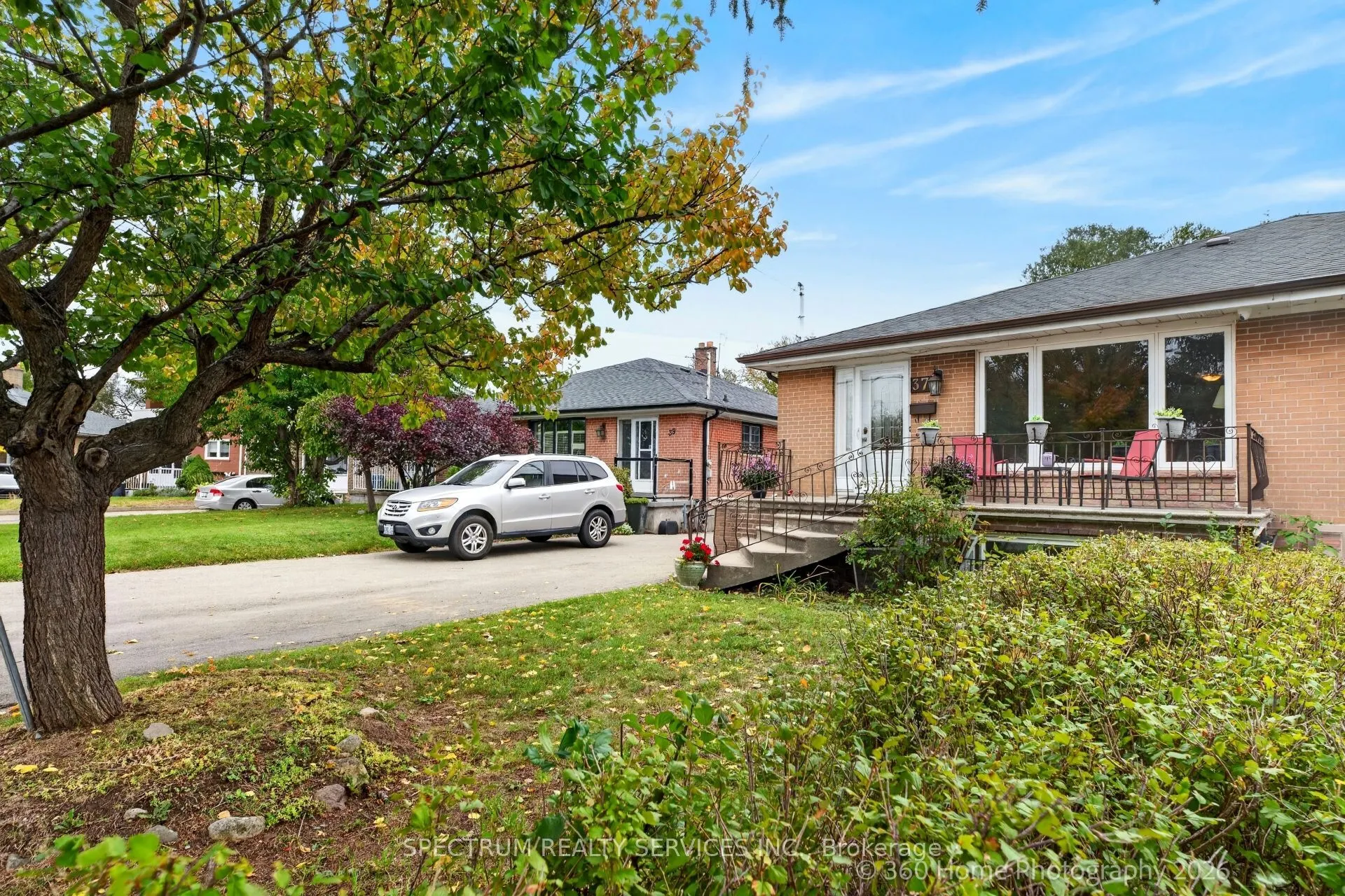 37 Newlin Crescent