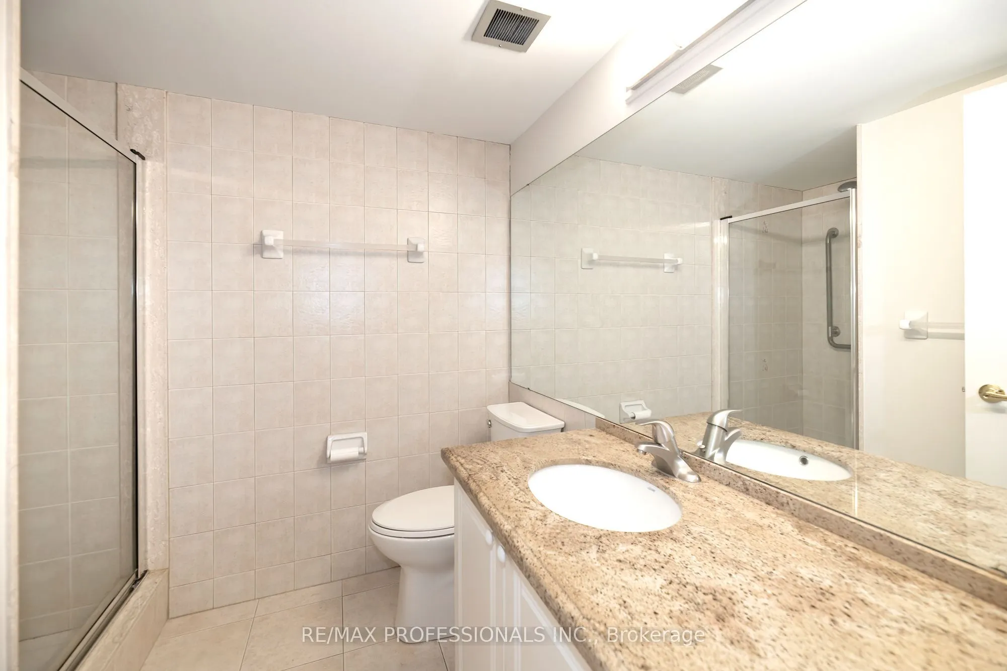 95 La Rose Avenue #105