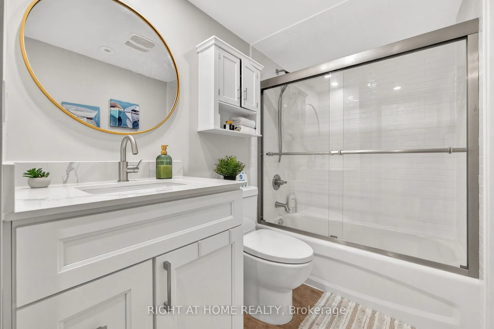 105 George Appleton Way #2151