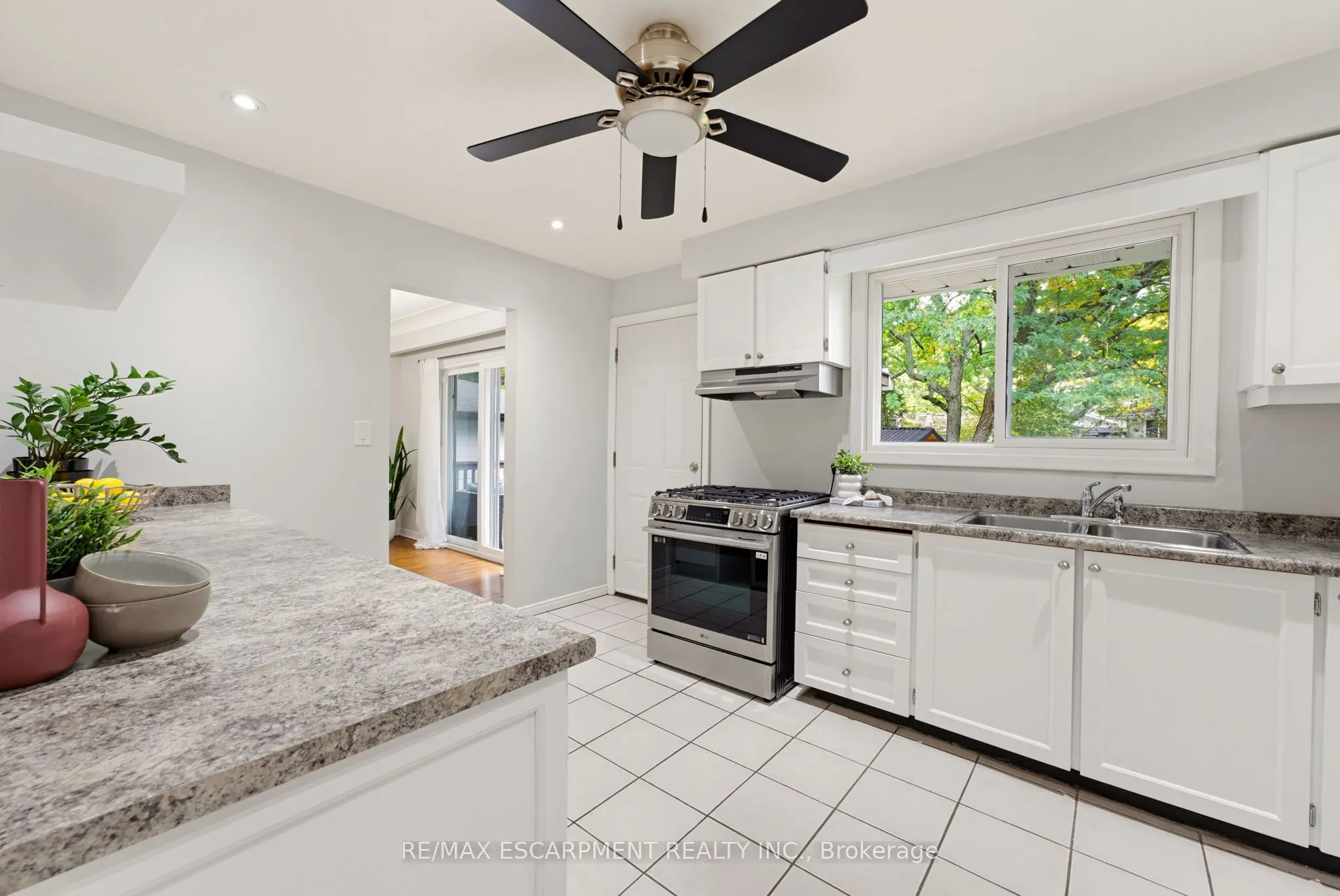 1452 Jefferson Road