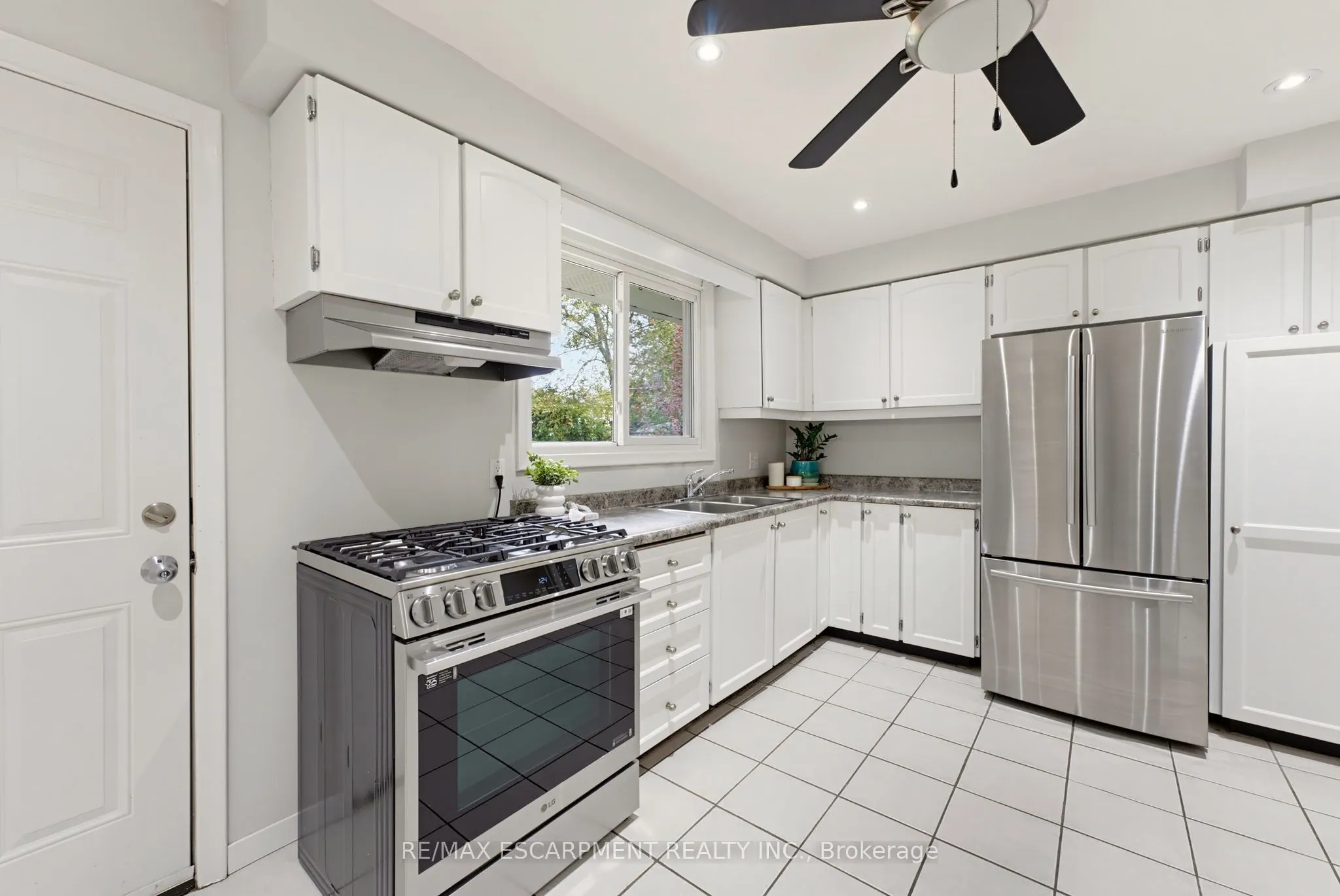 1452 Jefferson Road