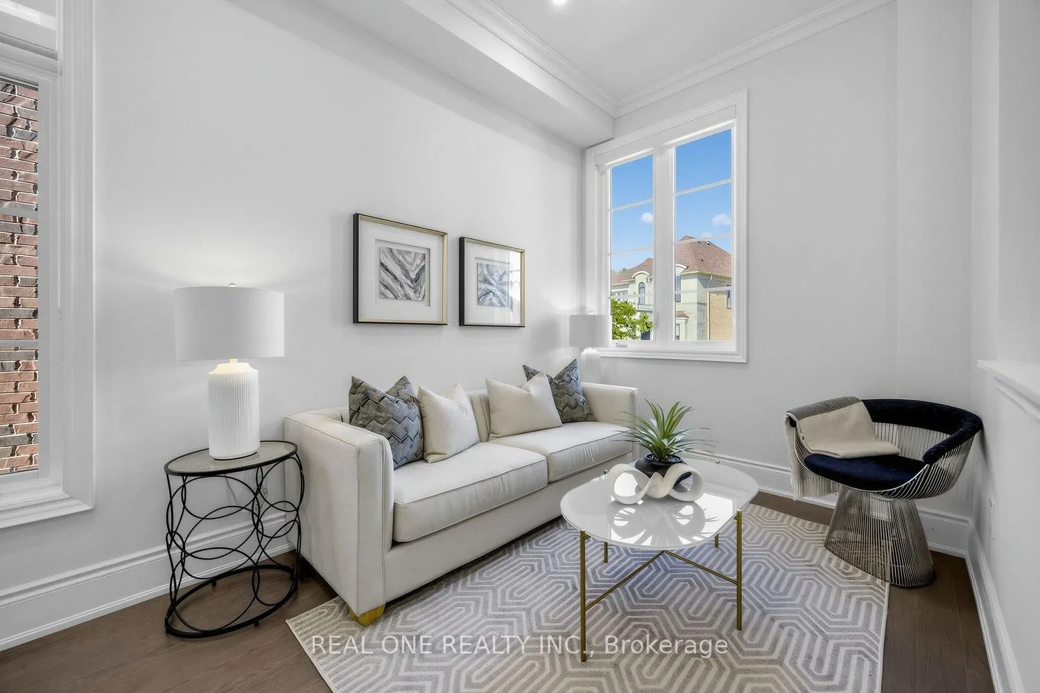 1382 Queens Plate Road