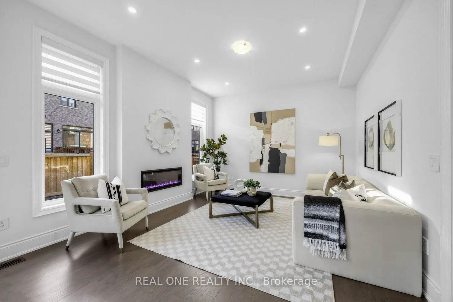 1382 Queens Plate Road