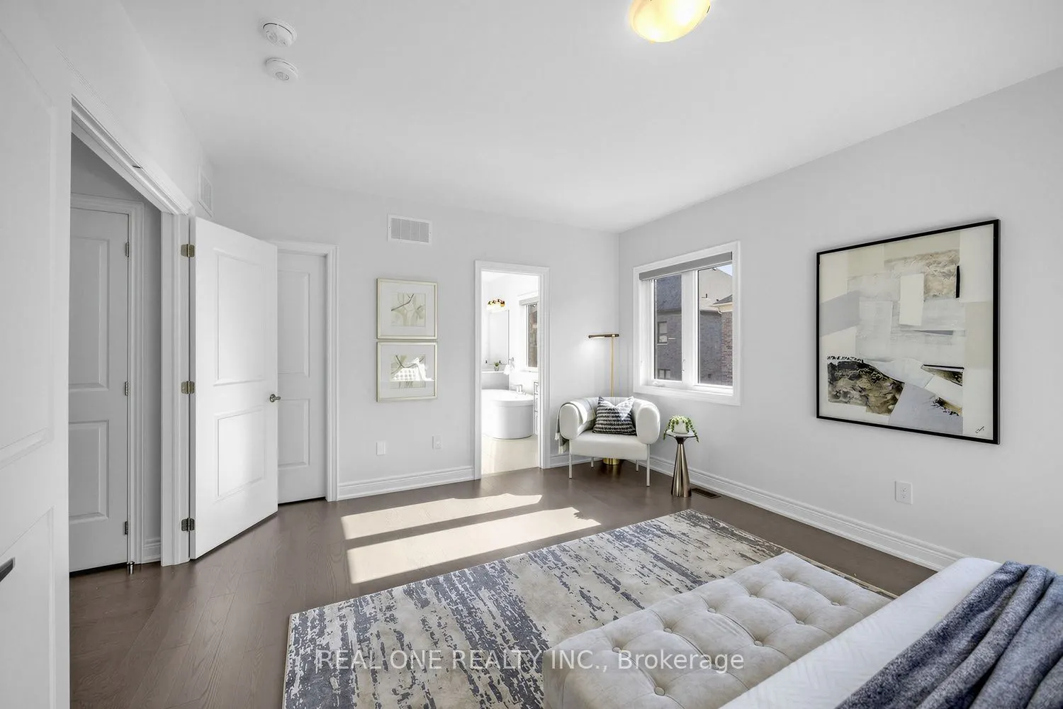 1382 Queens Plate Road