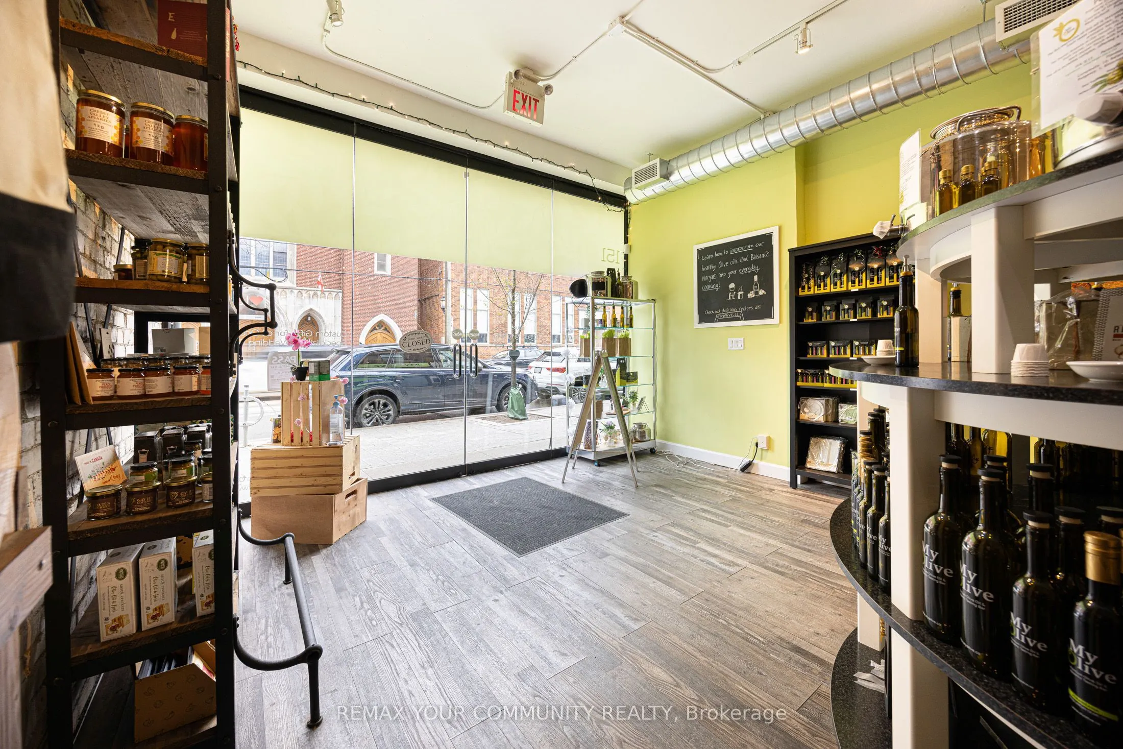 151 Roncesvalles Avenue