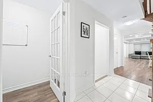 1227 Mulroney Heights