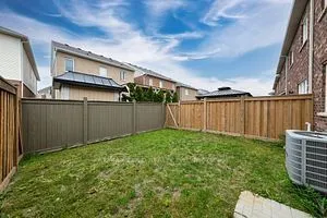 1227 Mulroney Heights